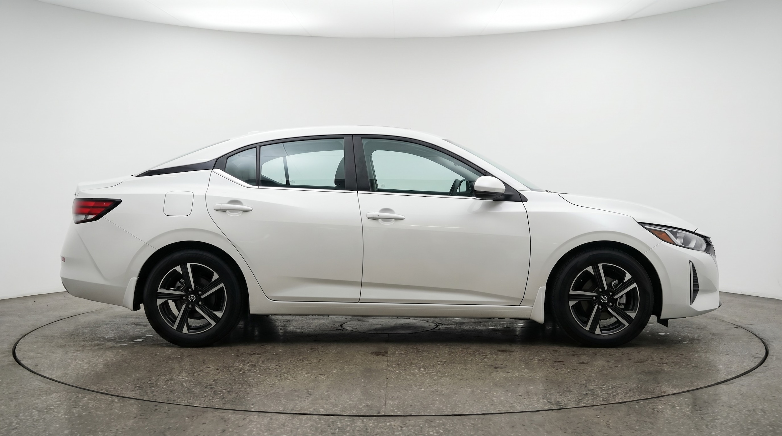 Thumbnail: 2025 Nissan Sentra - 8