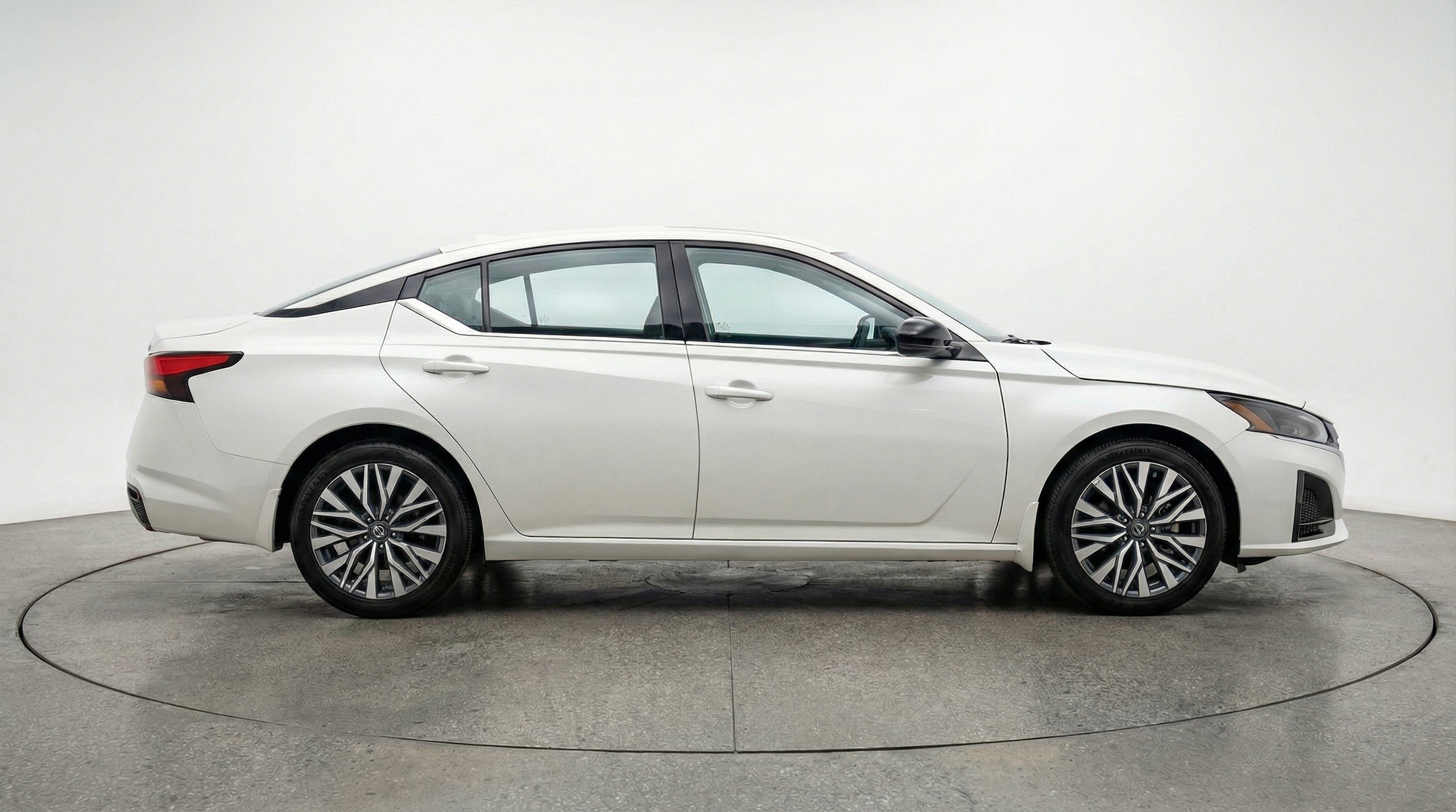 Thumbnail: 2026 Nissan Altima - 10
