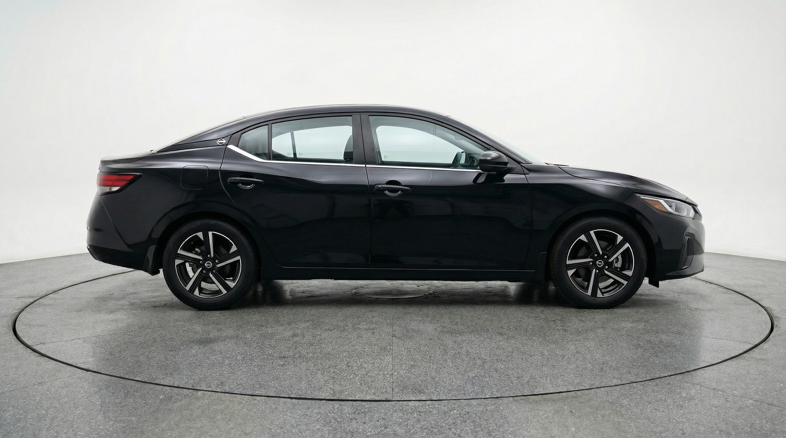 Thumbnail: 2025 Nissan Sentra - 8