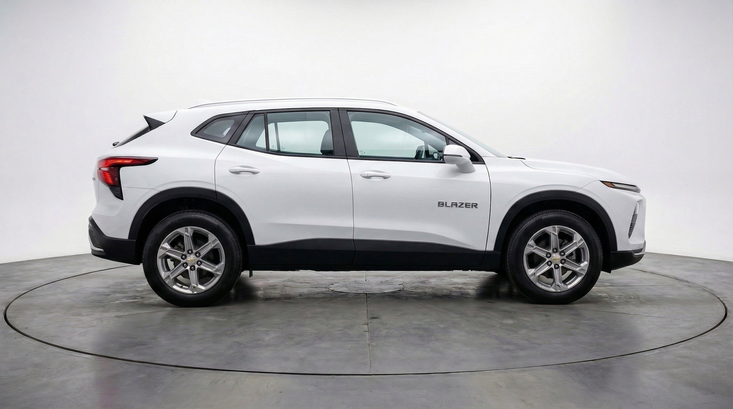 Thumbnail: 2025 Chevrolet Blazer - 11