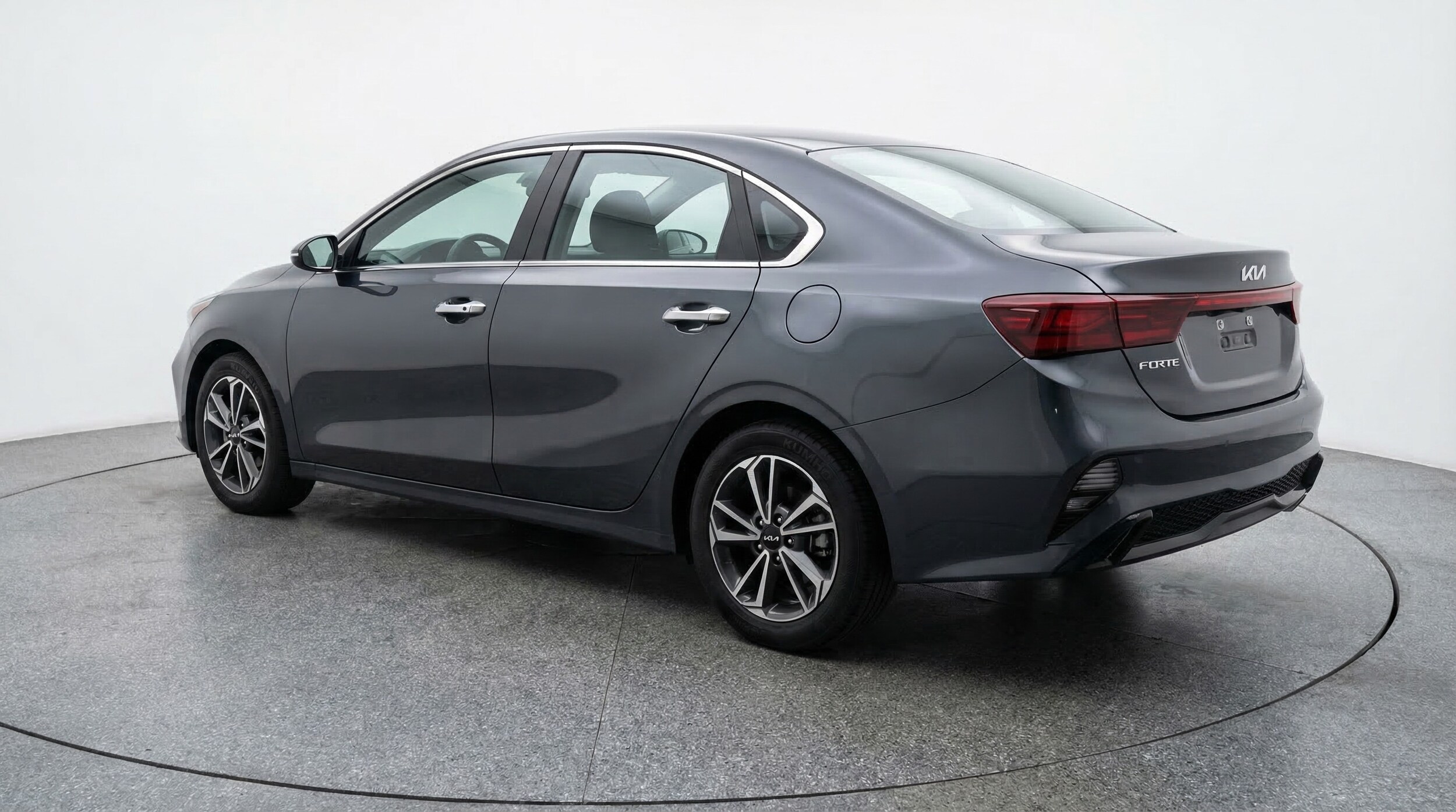 Thumbnail: 2024 Kia Forte - 5