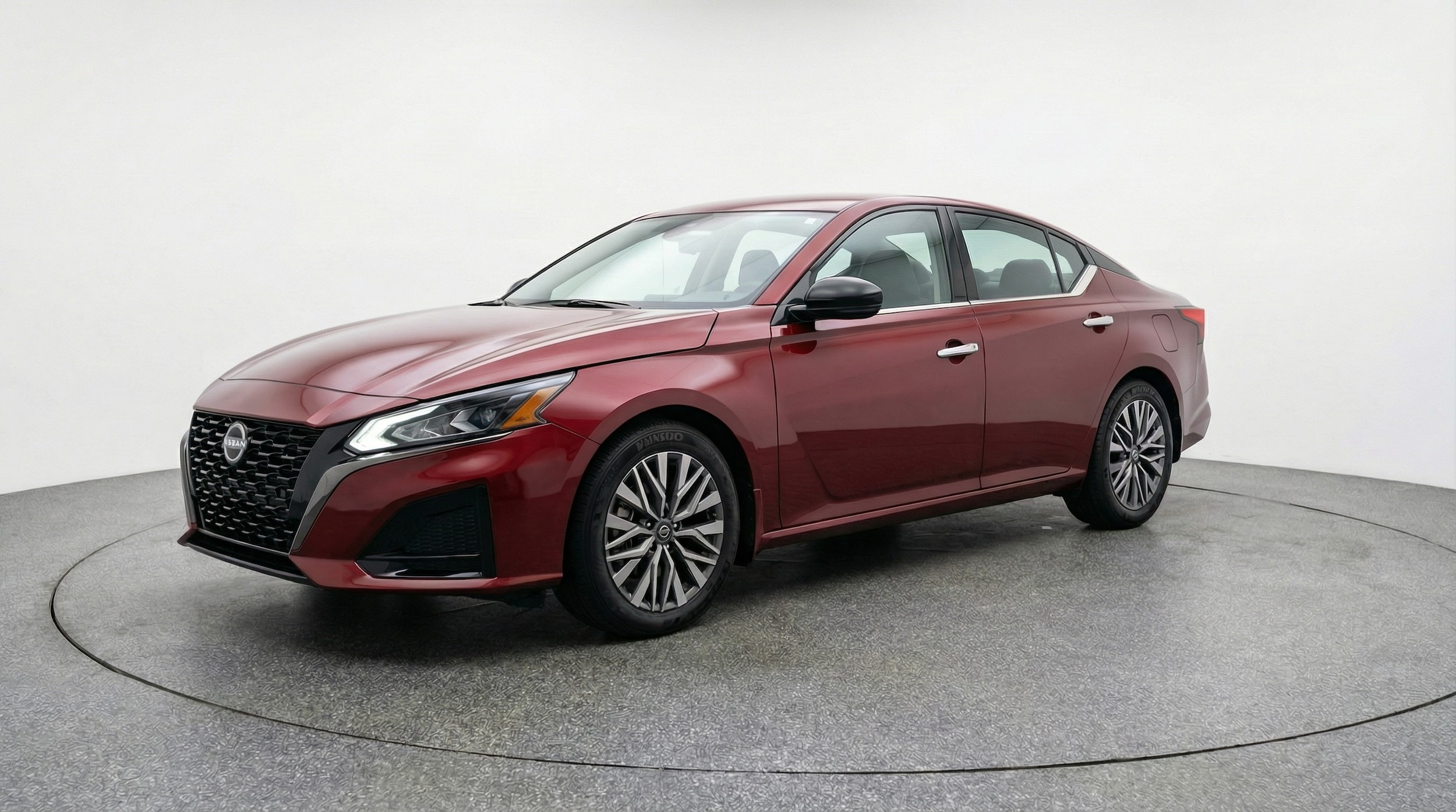 Thumbnail: 2025 Nissan Altima - 3