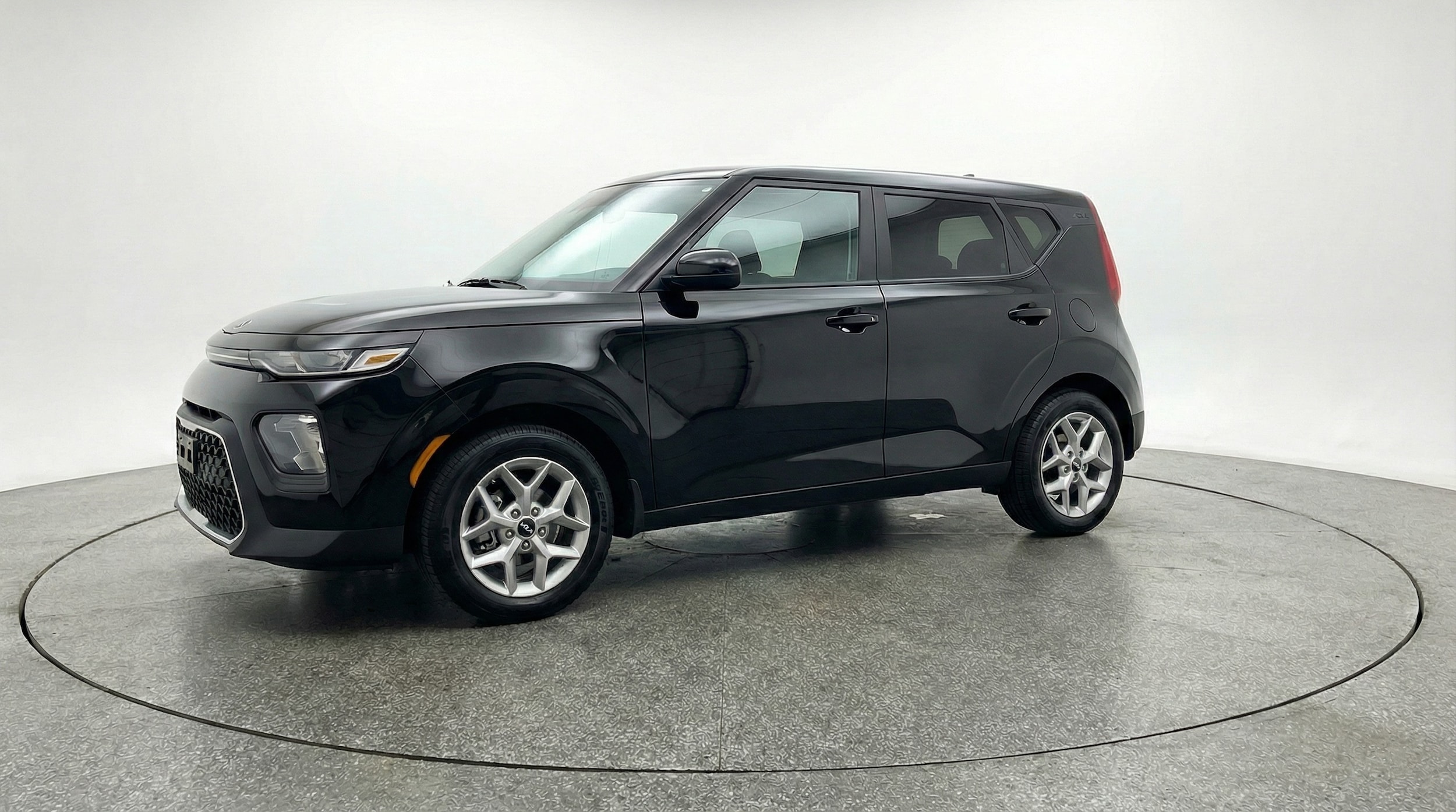 Thumbnail: 2025 Kia Soul - 3