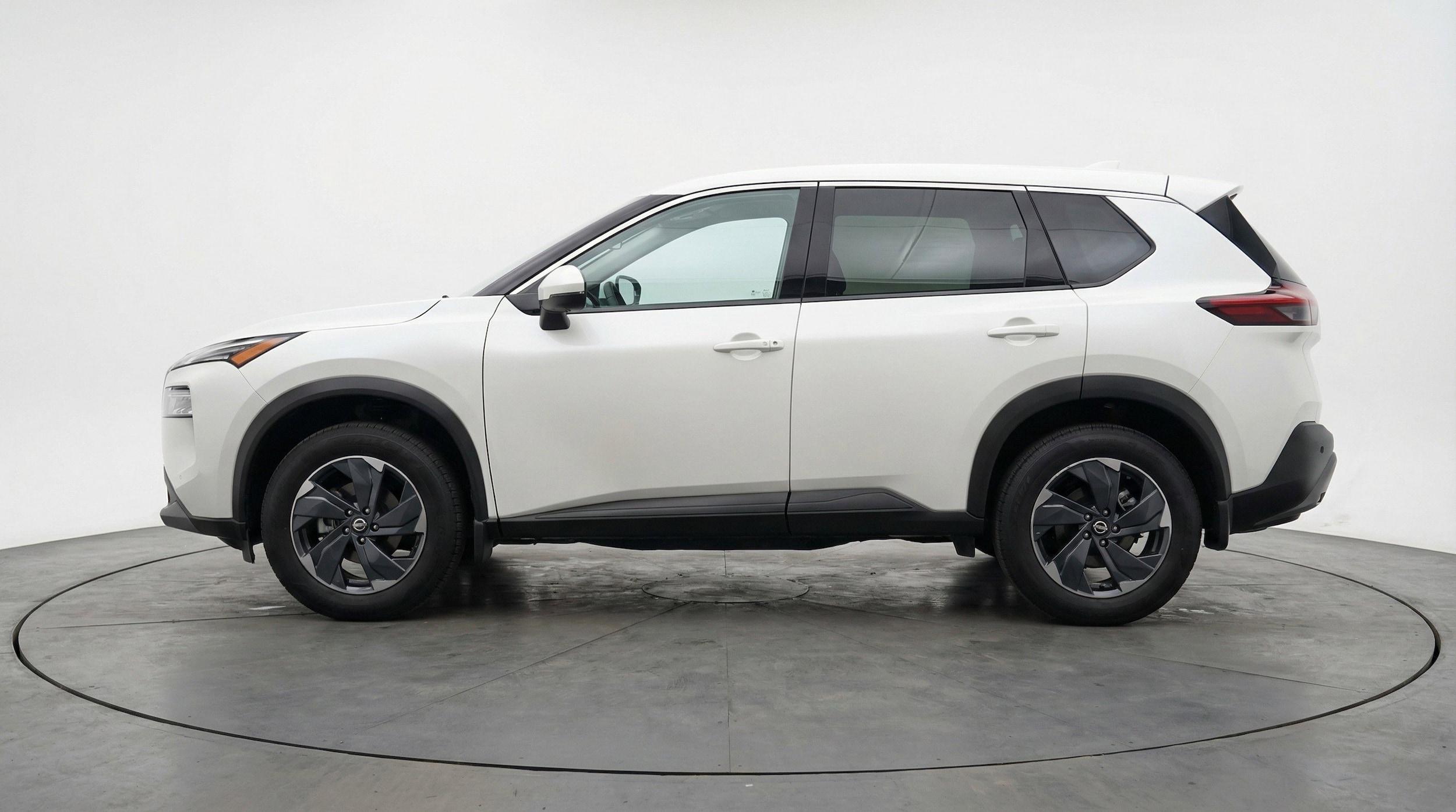 Thumbnail: 2025 Nissan Rogue - 5