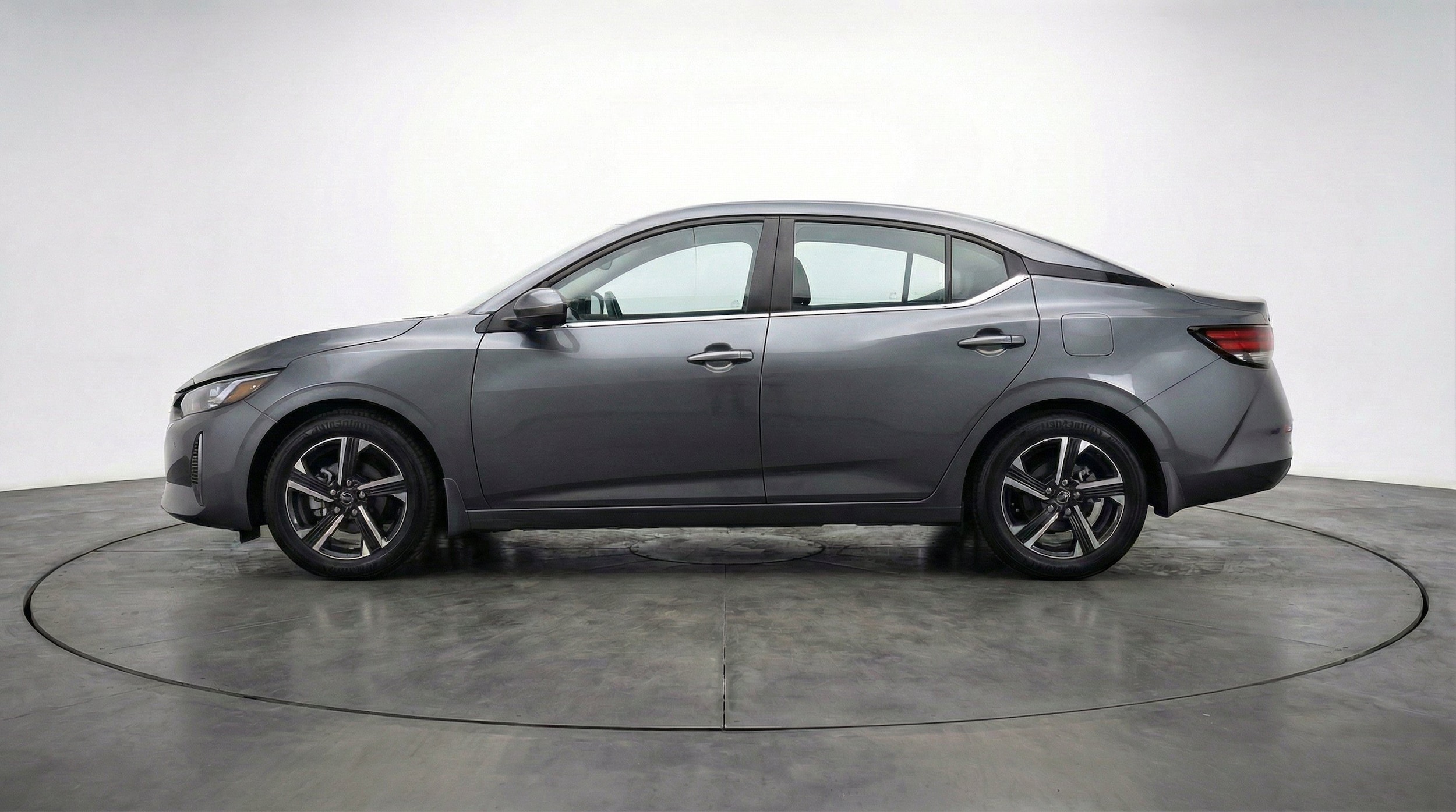 Thumbnail: 2025 Nissan Sentra - 5