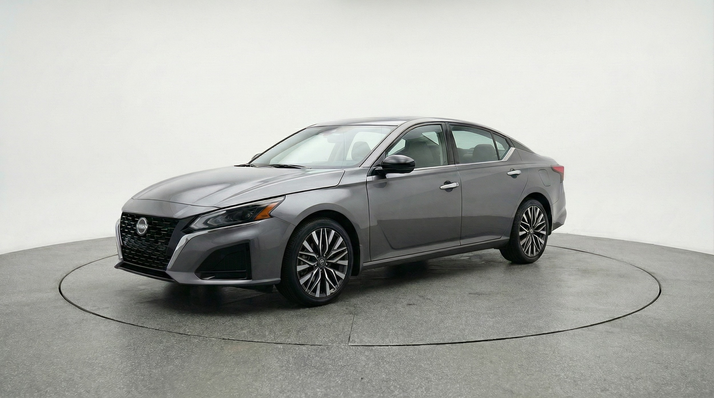 Thumbnail: 2025 Nissan Altima - 3