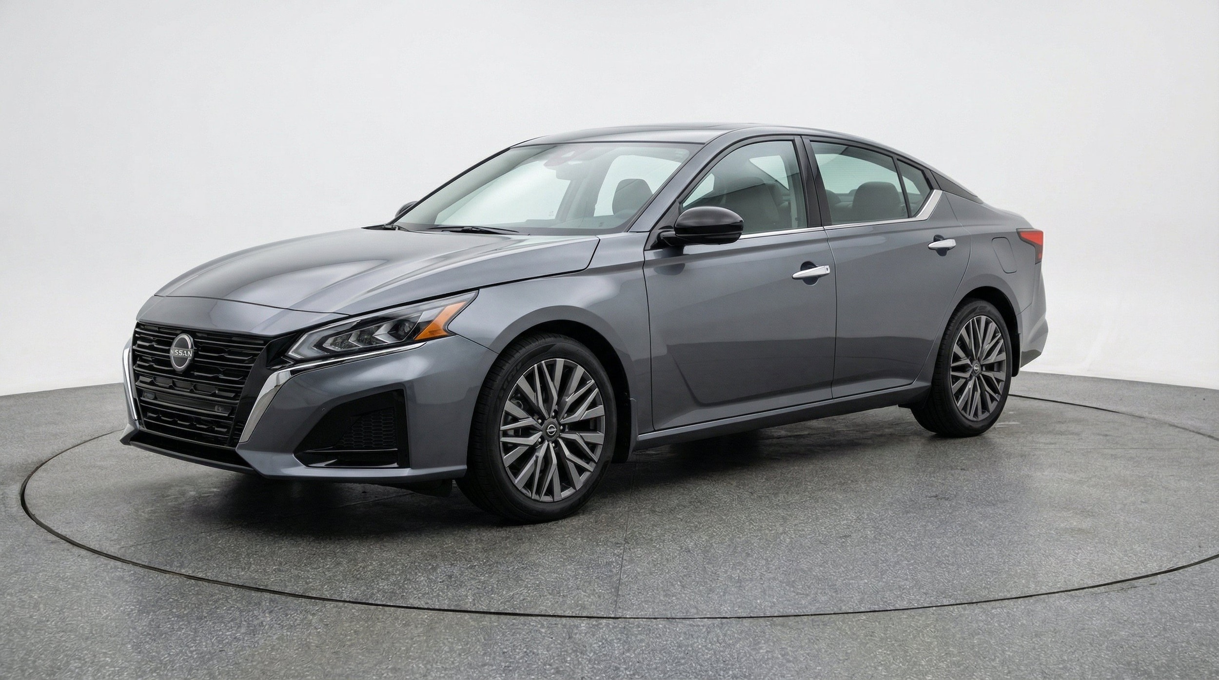 Thumbnail: 2025 Nissan Altima - 3