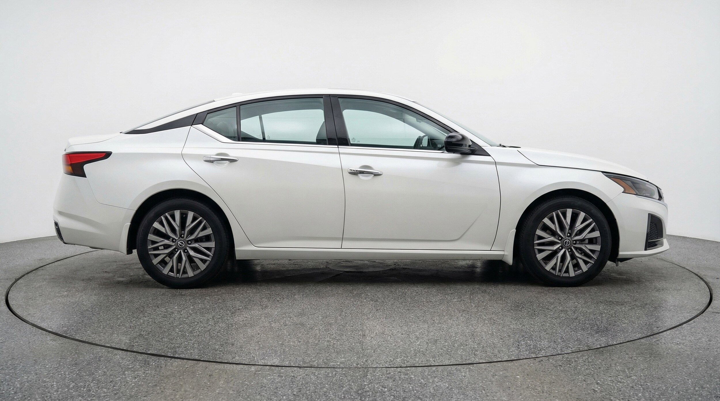 Thumbnail: 2025 Nissan Altima - 11