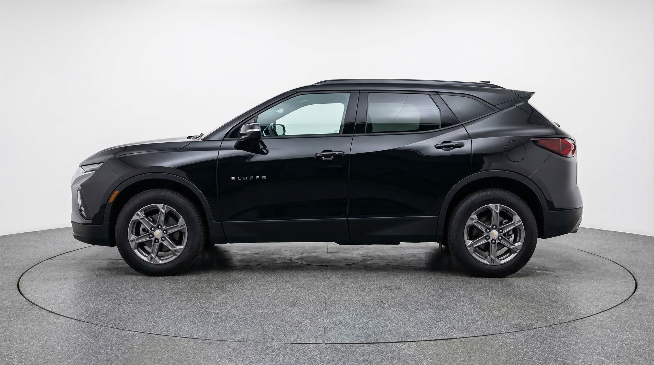 Thumbnail: 2025 Chevrolet Blazer - 4