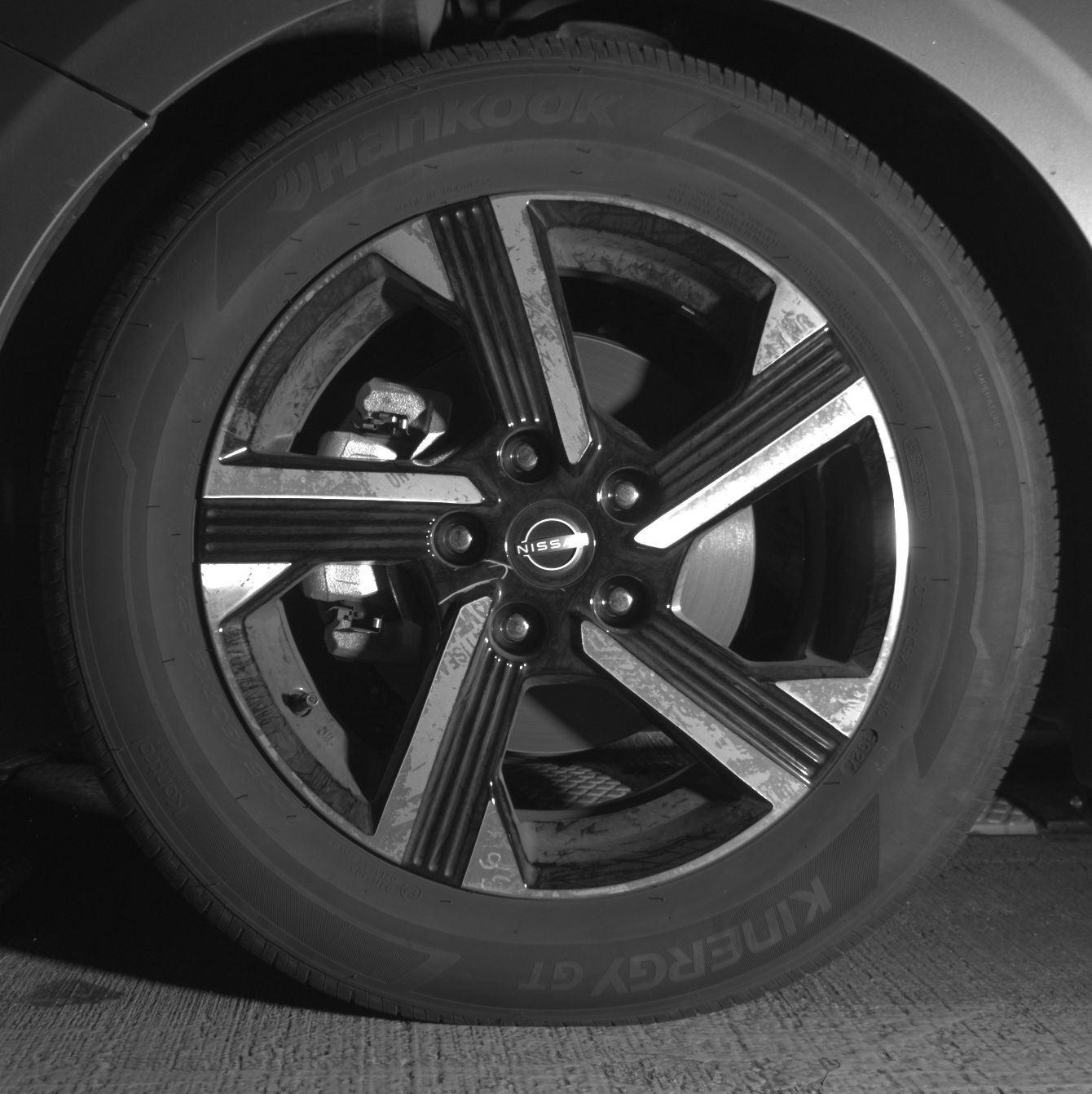 Thumbnail: 2025 Nissan Sentra - 9