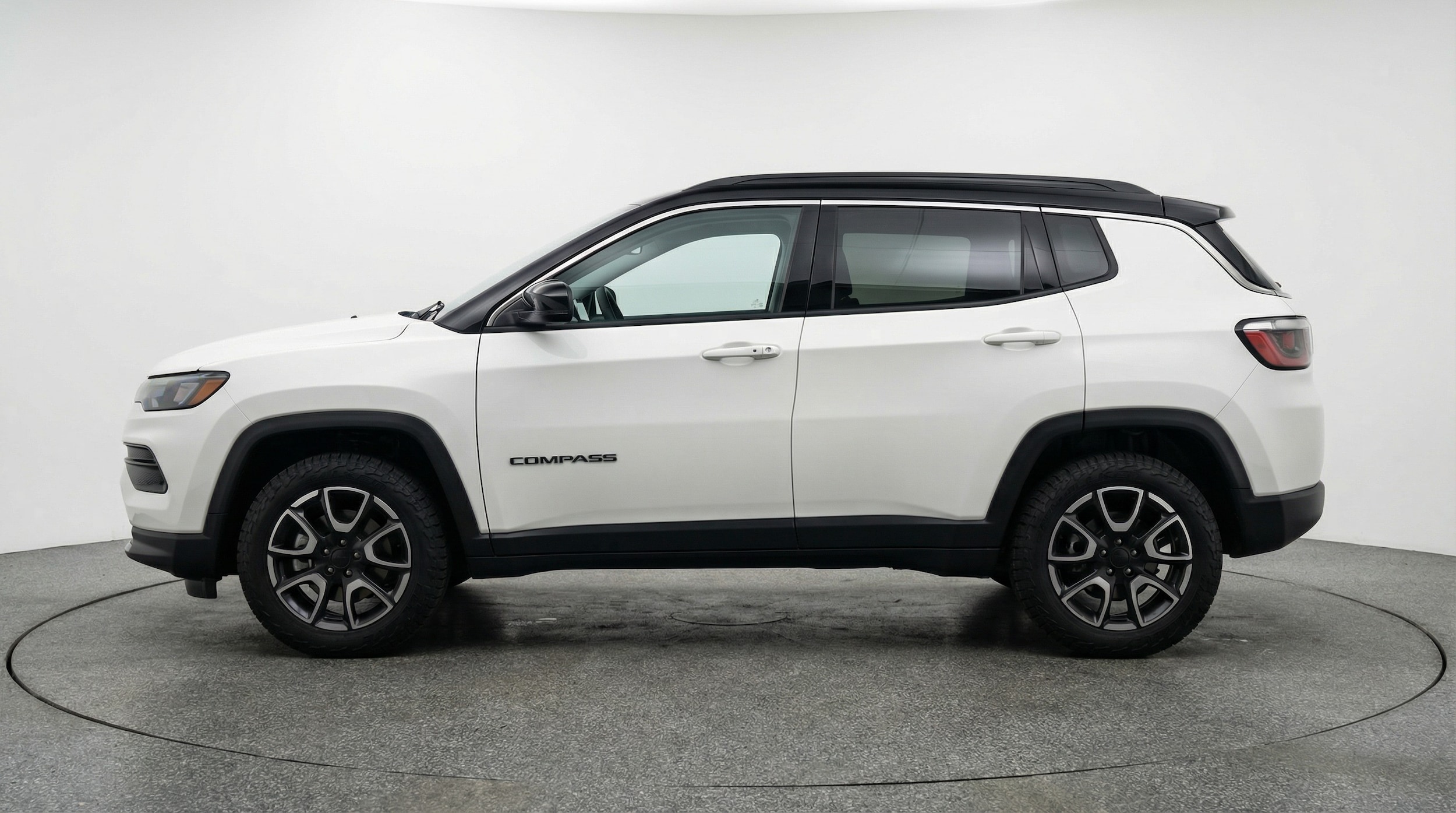 Thumbnail: 2025 Jeep Compass - 4