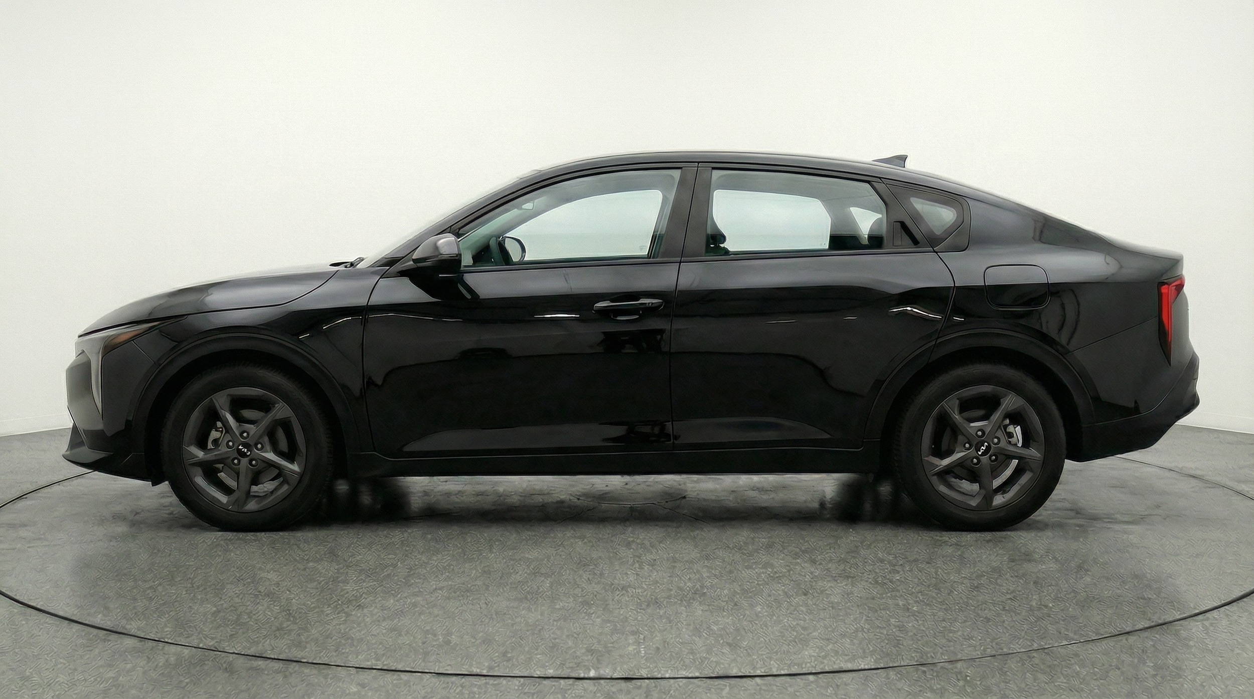 Thumbnail: 2025 Kia K4 - 4