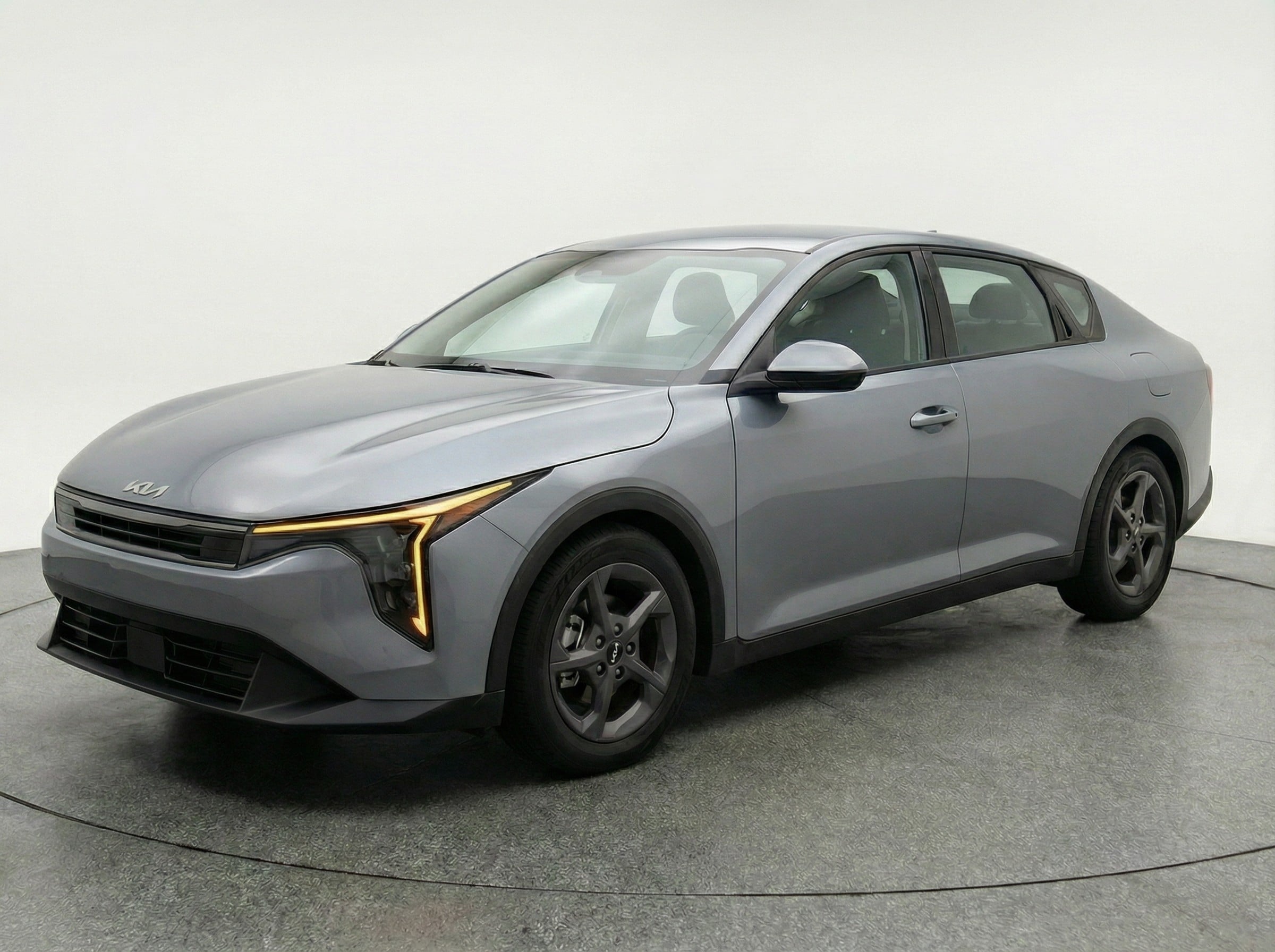 Thumbnail: 2025 Kia K4 - 3