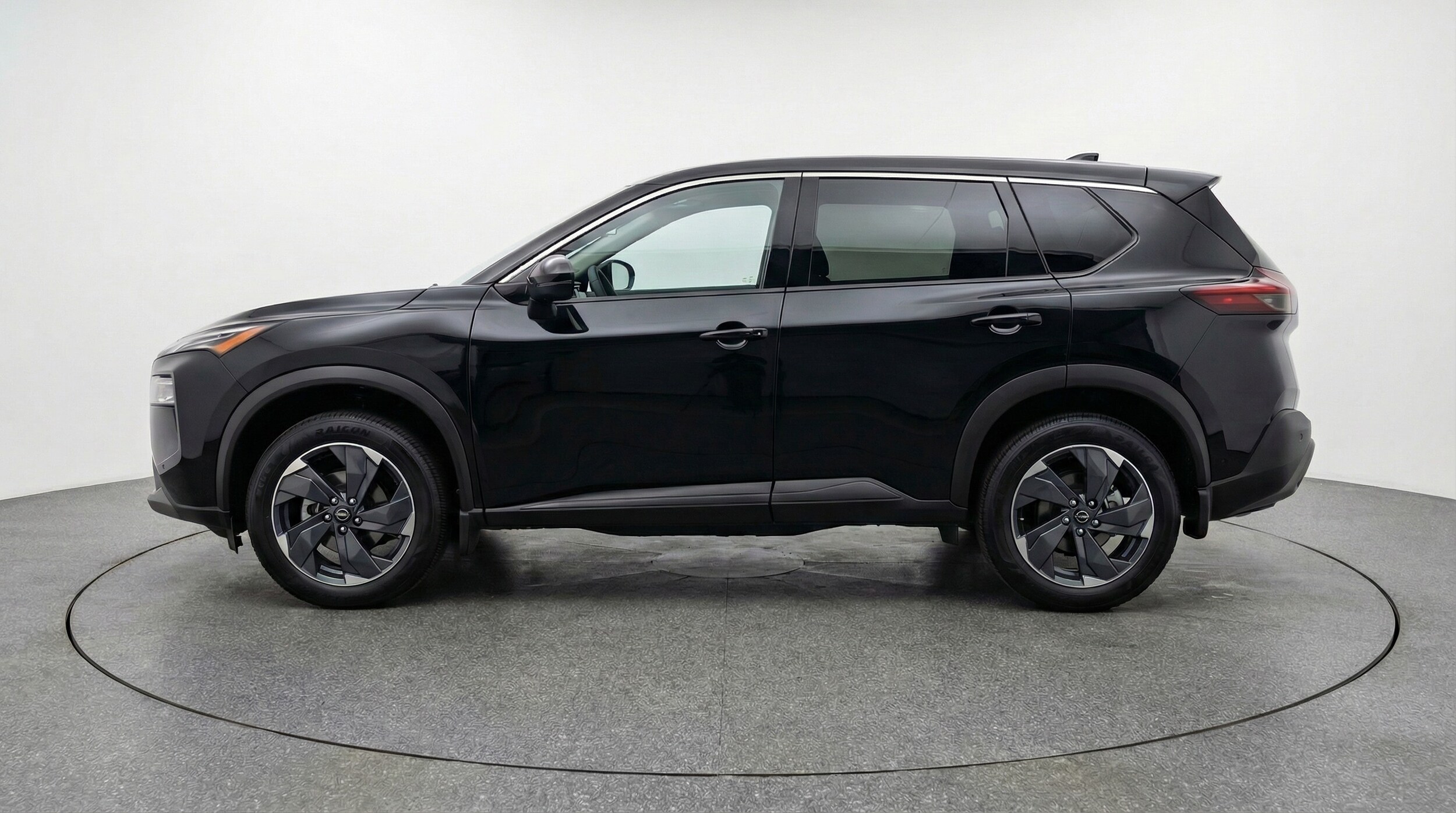 Thumbnail: 2025 Nissan Rogue - 4