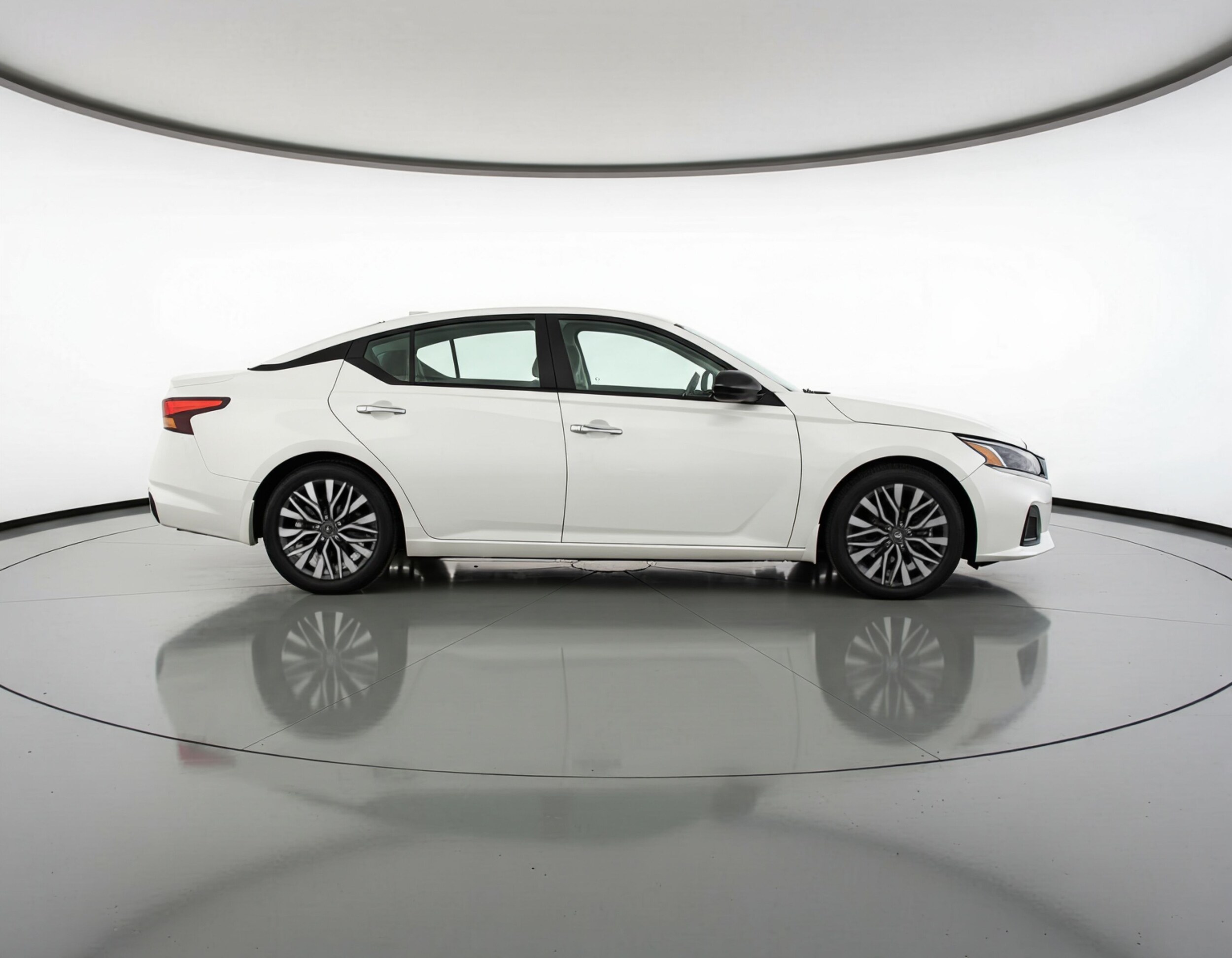 Thumbnail: 2025 Nissan Altima - 8