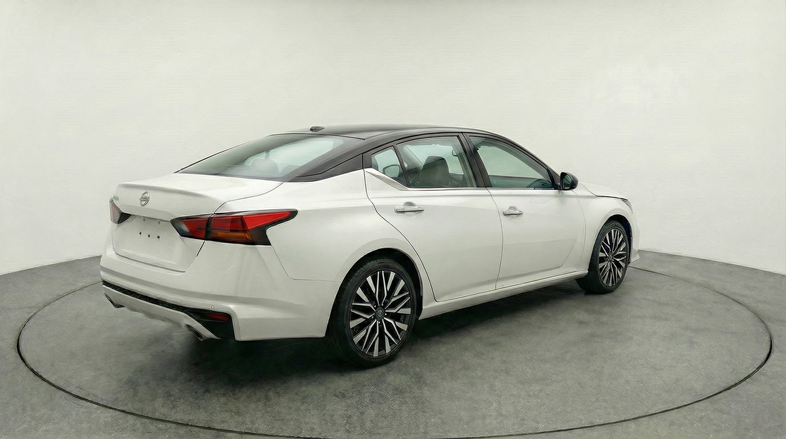 Thumbnail: 2025 Nissan Altima - 7