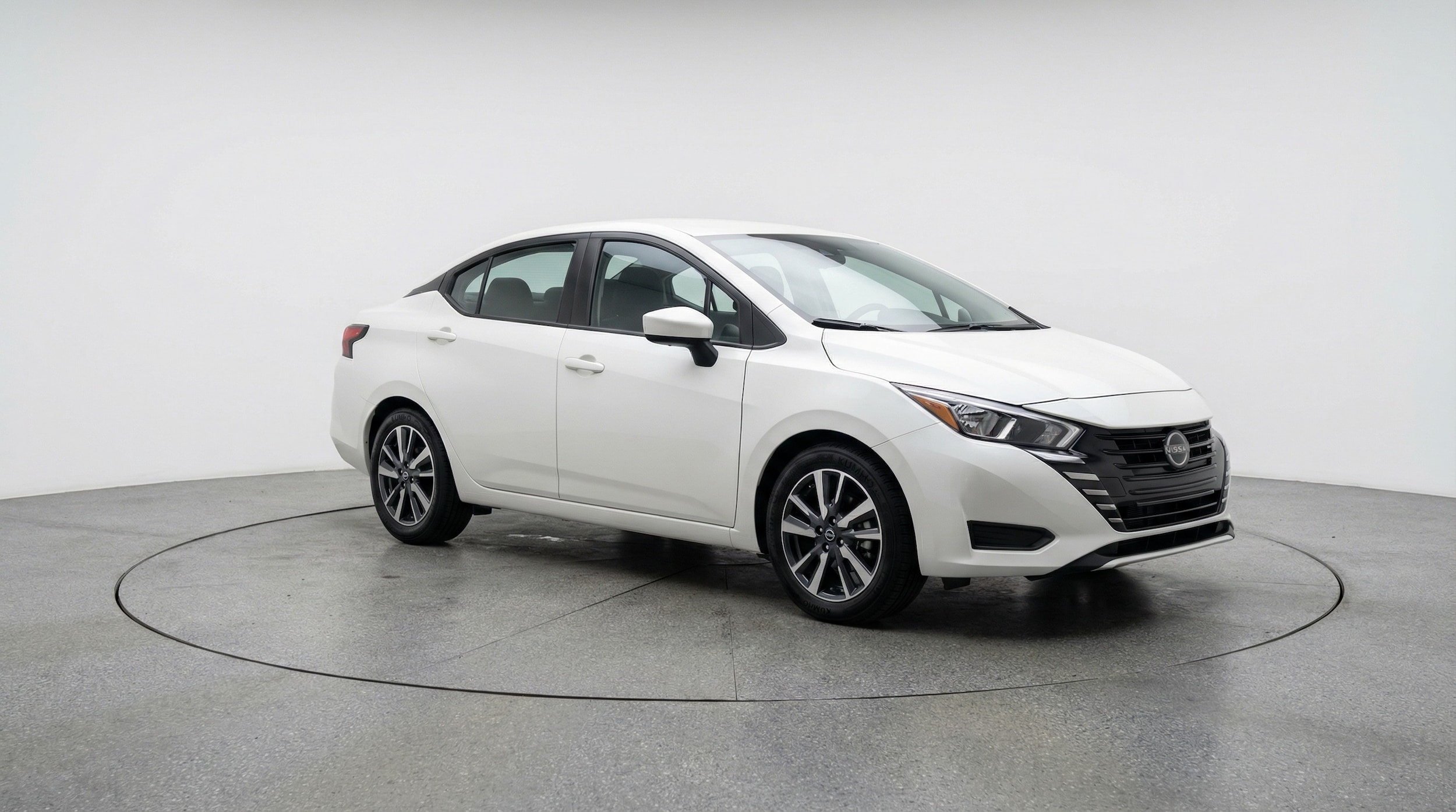2025 Nissan Versa Sedan