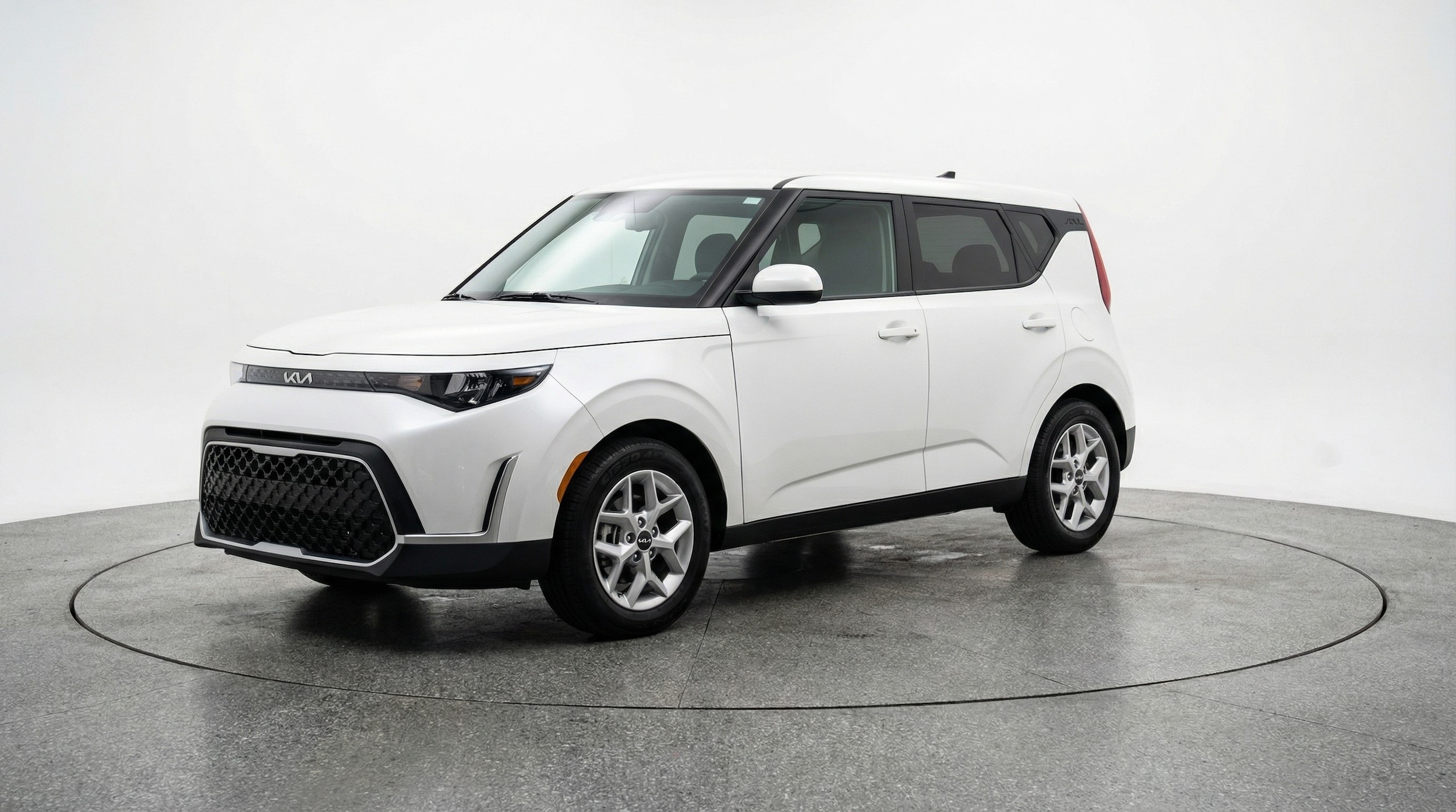 Thumbnail: 2025 Kia Soul - 3