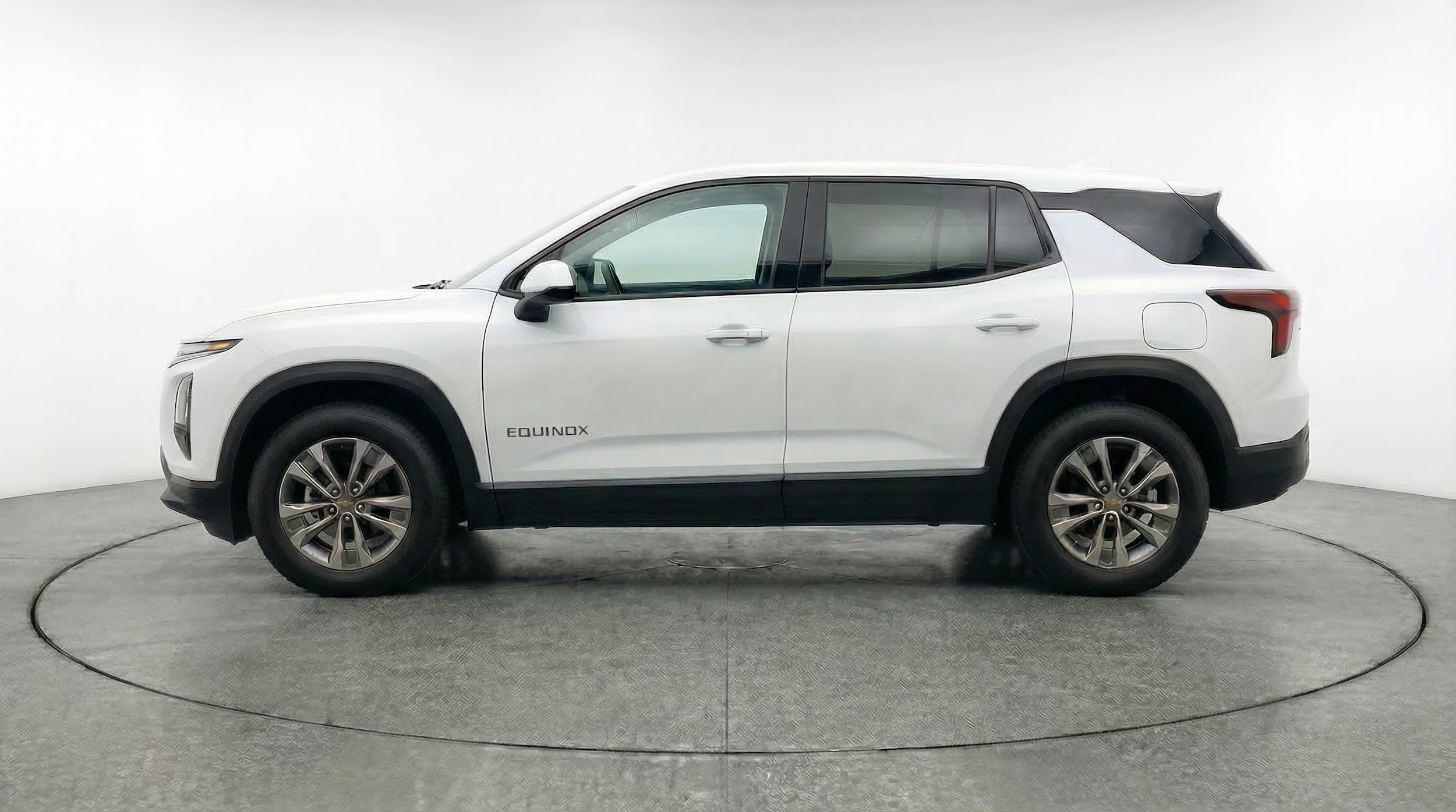 Thumbnail: 2025 Chevrolet Equinox - 4