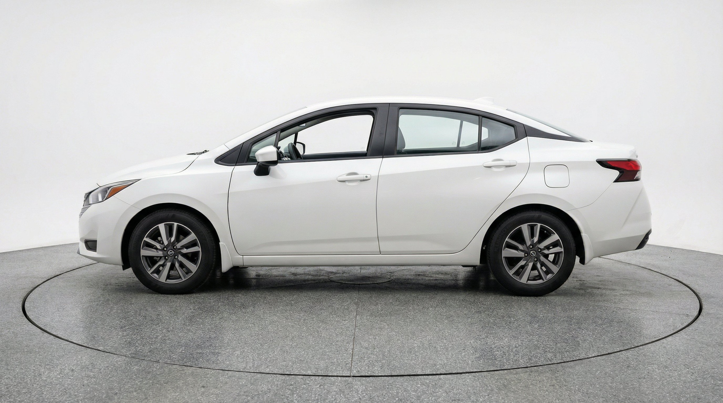 Thumbnail: 2025 Nissan Versa - 5