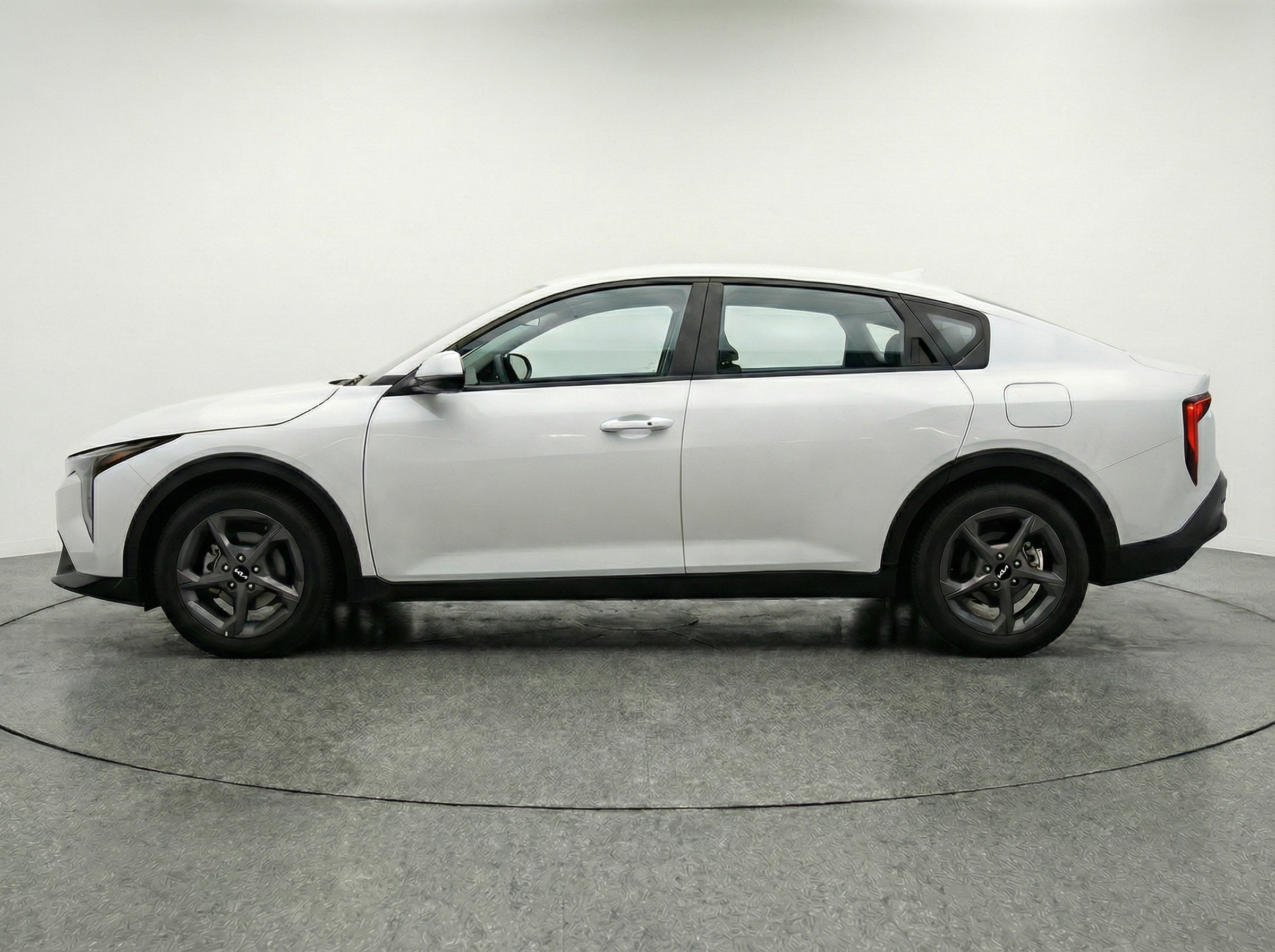 Thumbnail: 2025 Kia K4 - 4