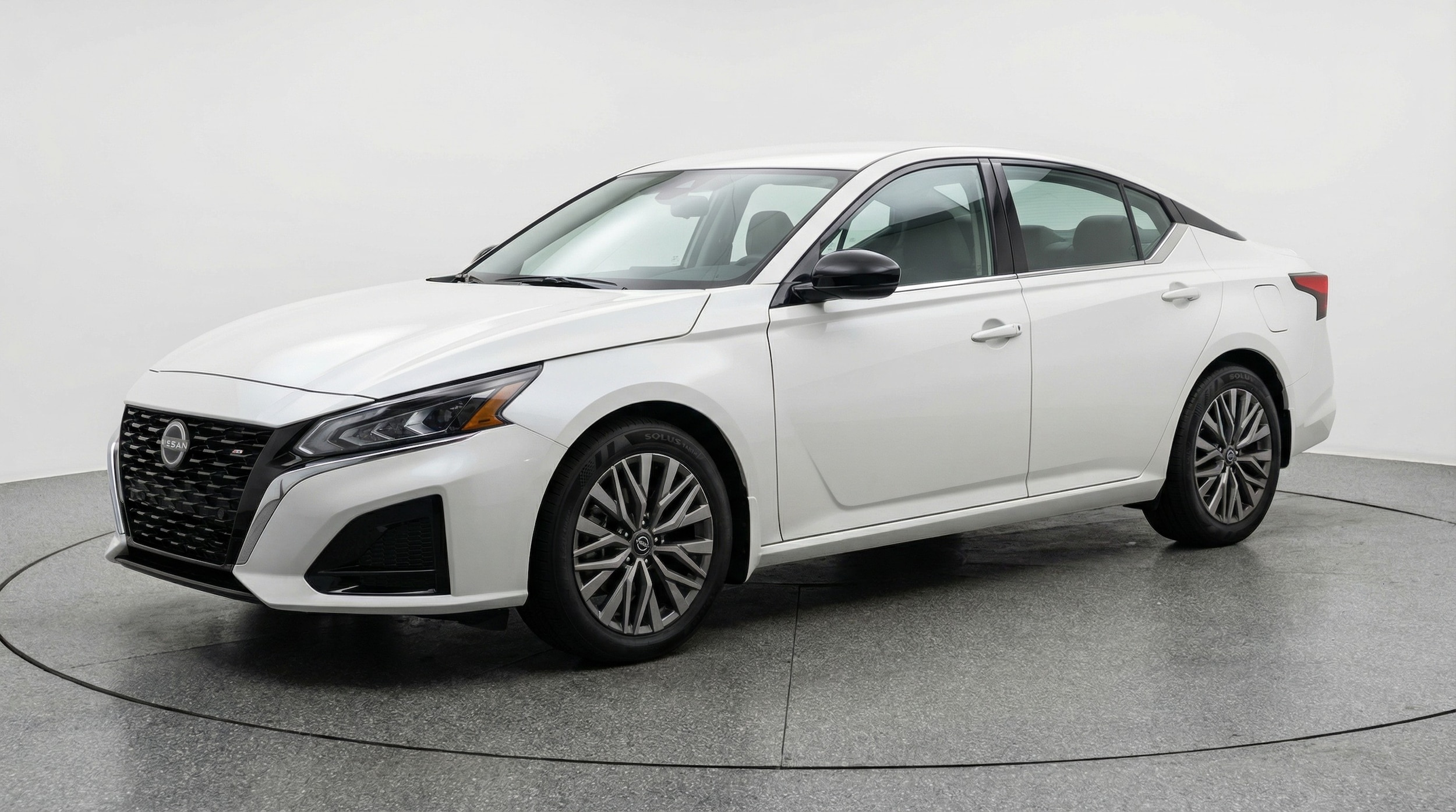 Thumbnail: 2025 Nissan Altima - 3