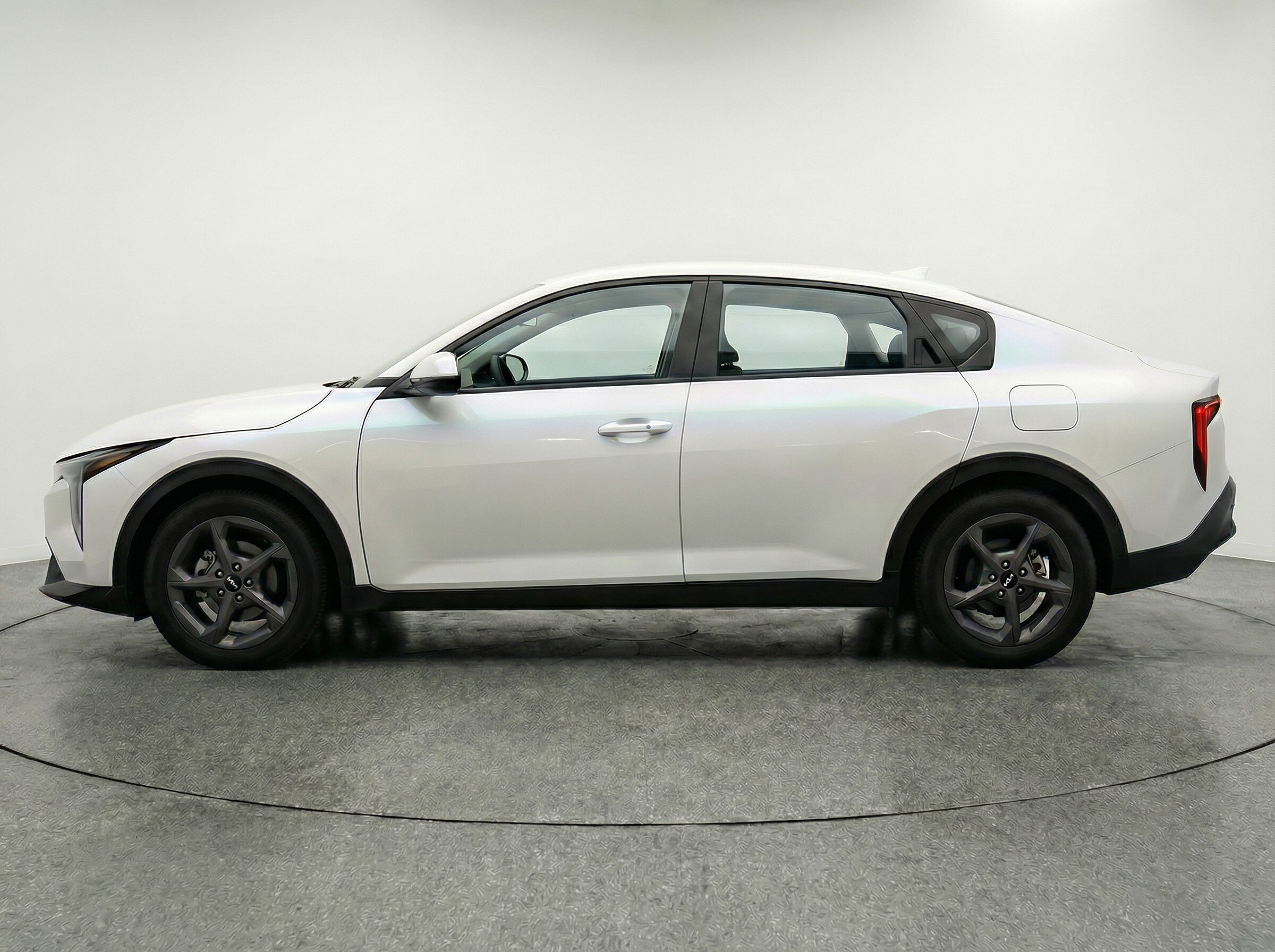 Thumbnail: 2025 Kia K4 - 4