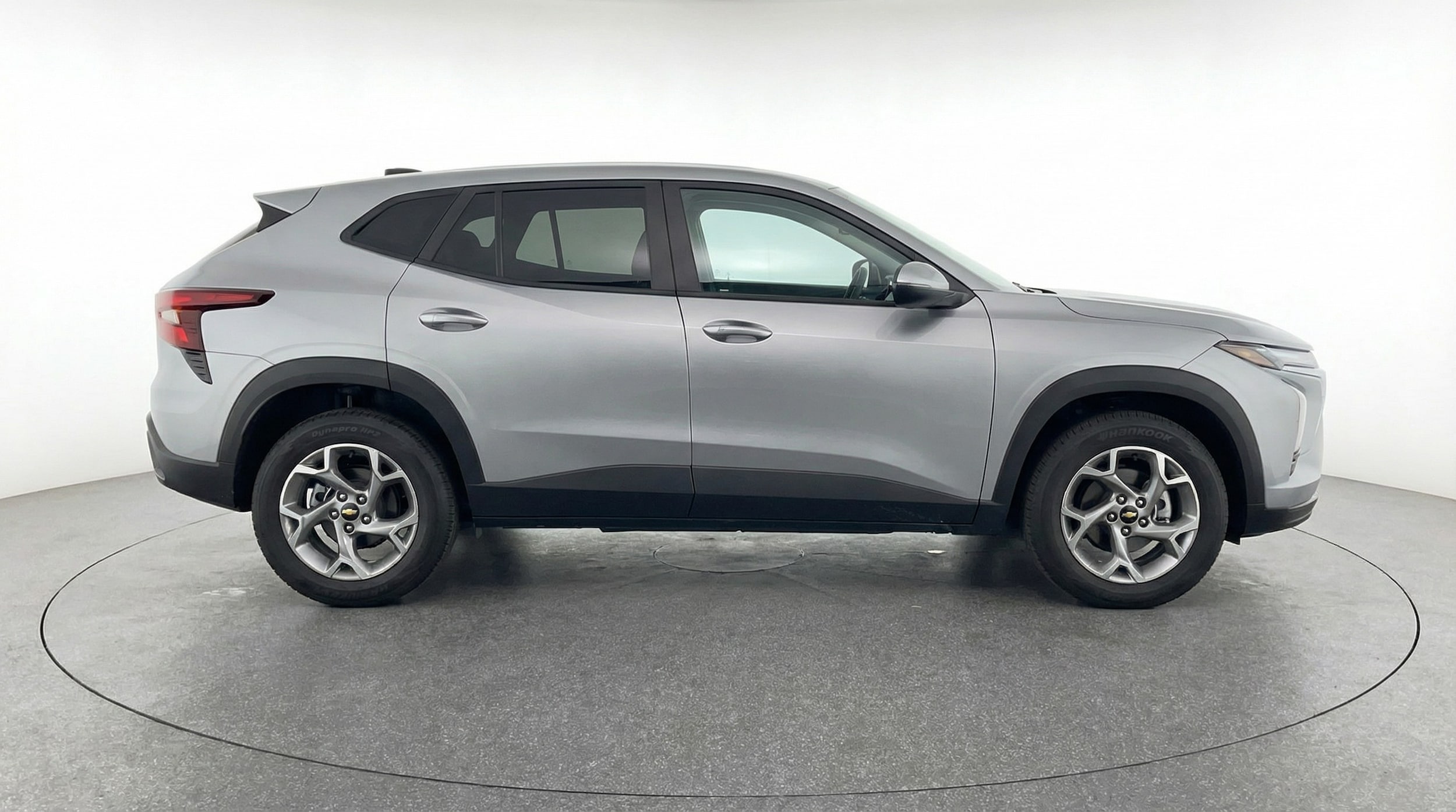 Thumbnail: 2025 Chevrolet Trax - 8