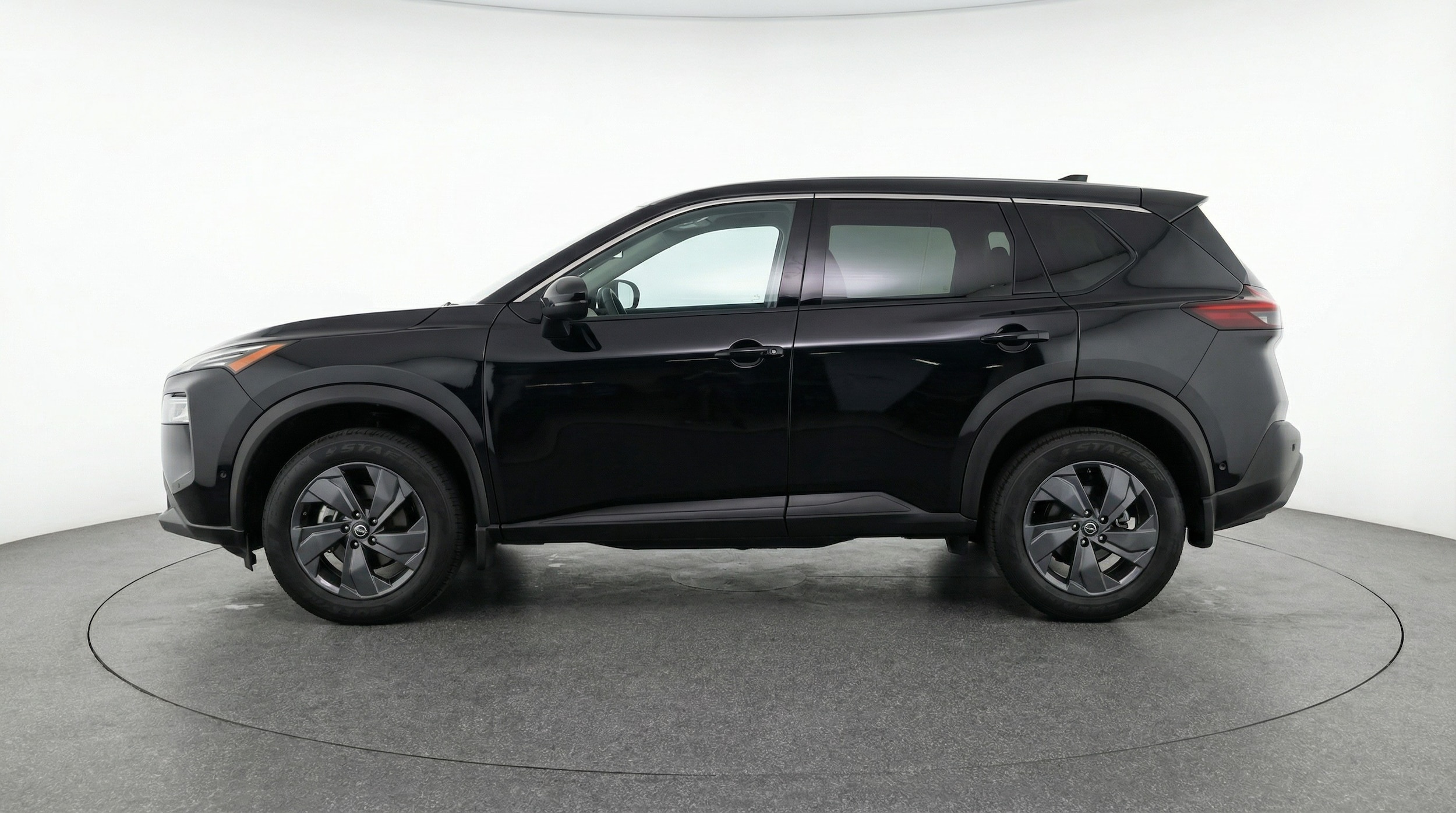 Thumbnail: 2025 Nissan Rogue - 4