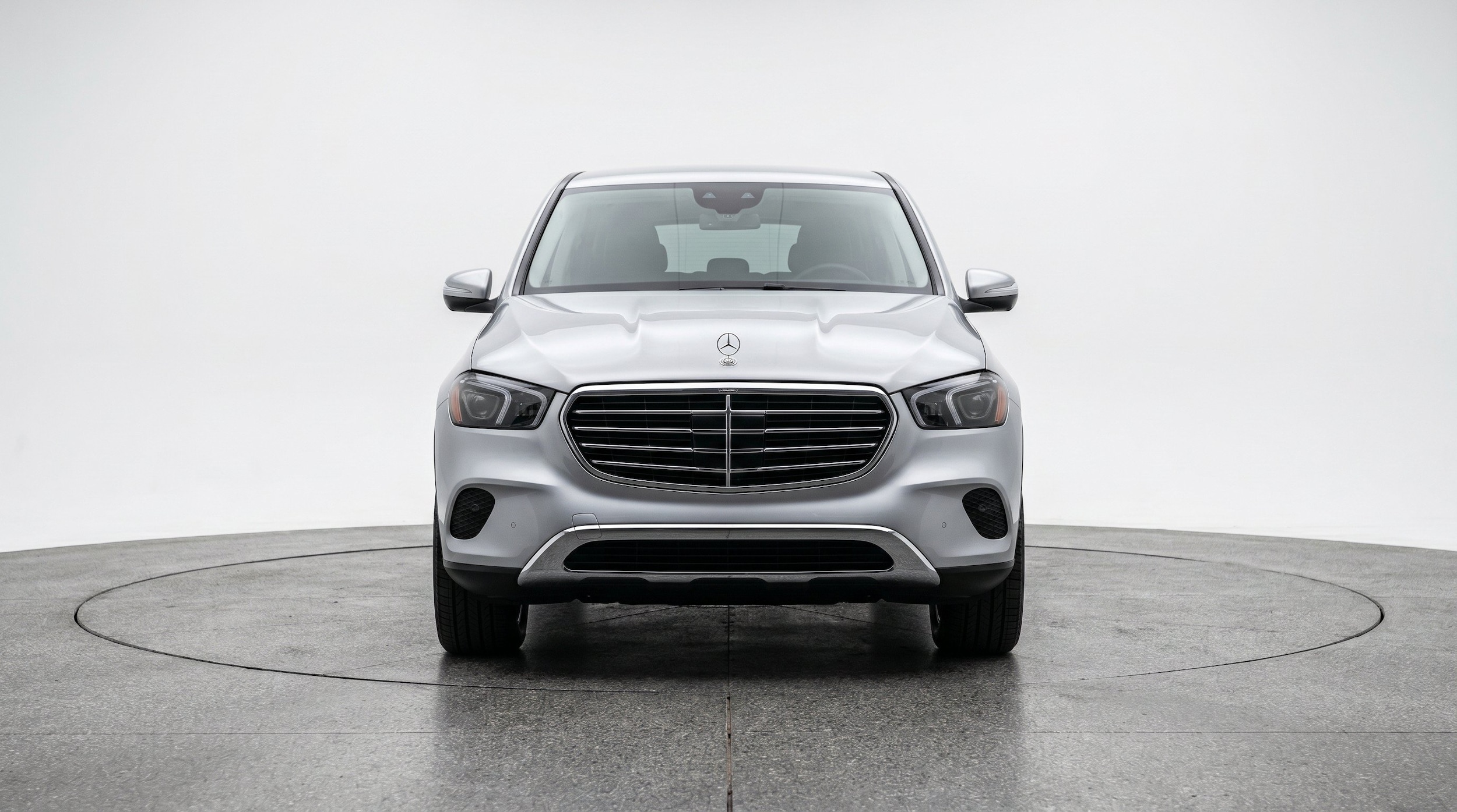 Thumbnail: 2026 Mercedes-Benz GLE - 2