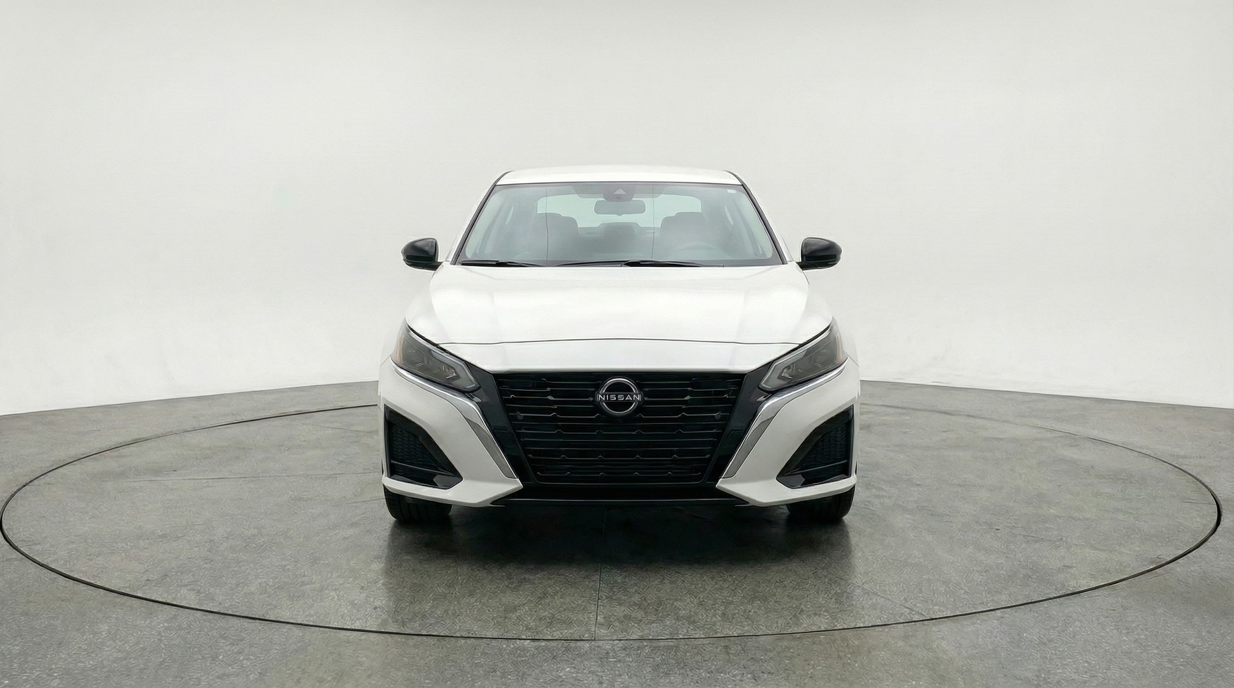 Thumbnail: 2025 Nissan Altima - 2