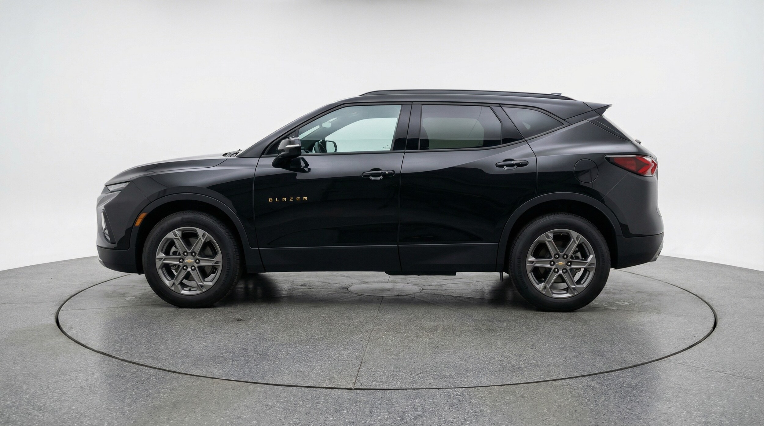 Thumbnail: 2025 Chevrolet Blazer - 4