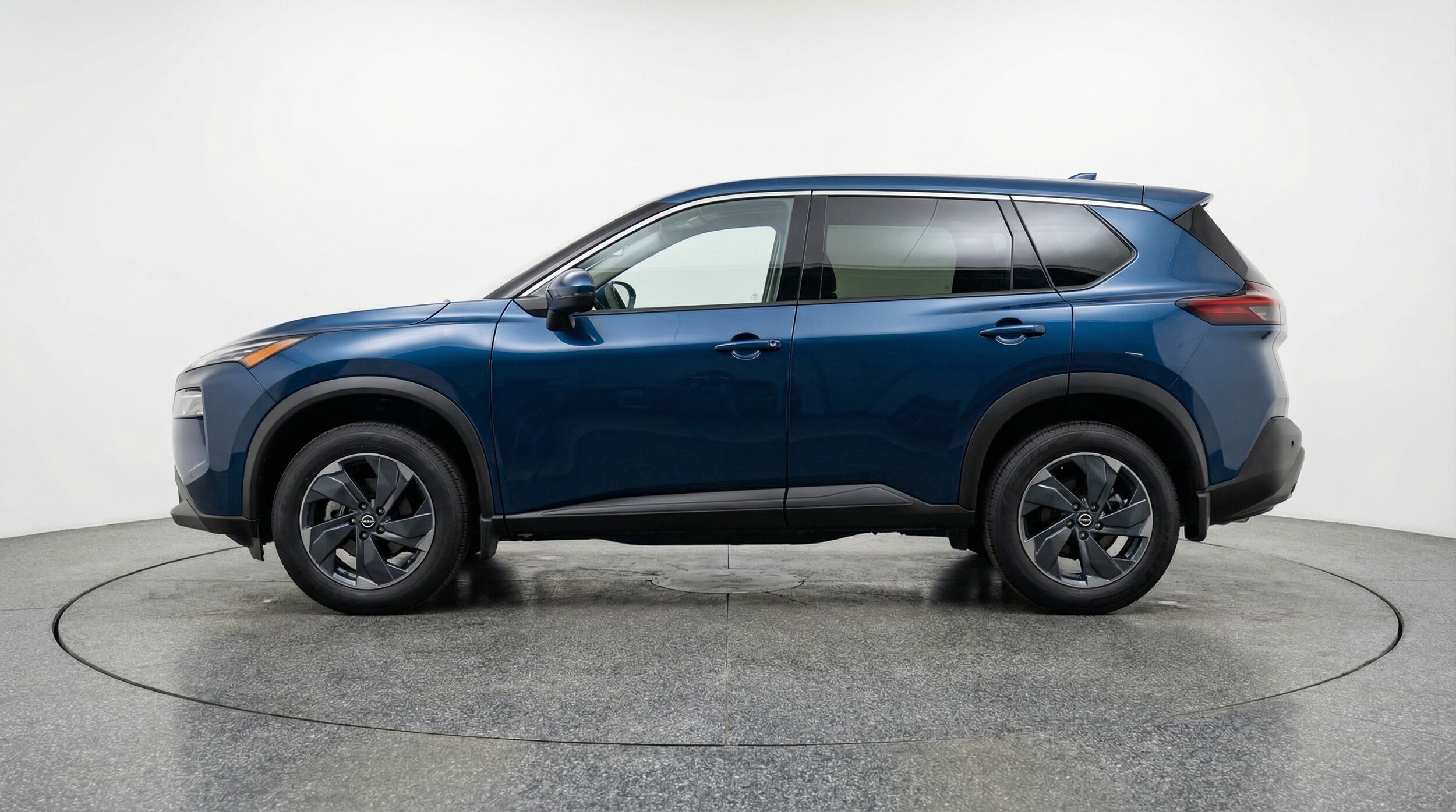 Thumbnail: 2025 Nissan Rogue - 4