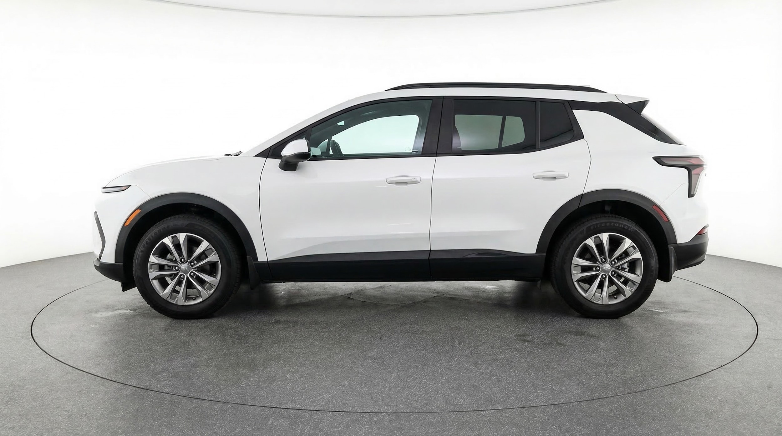 Thumbnail: 2025 Chevrolet Equinox - 4
