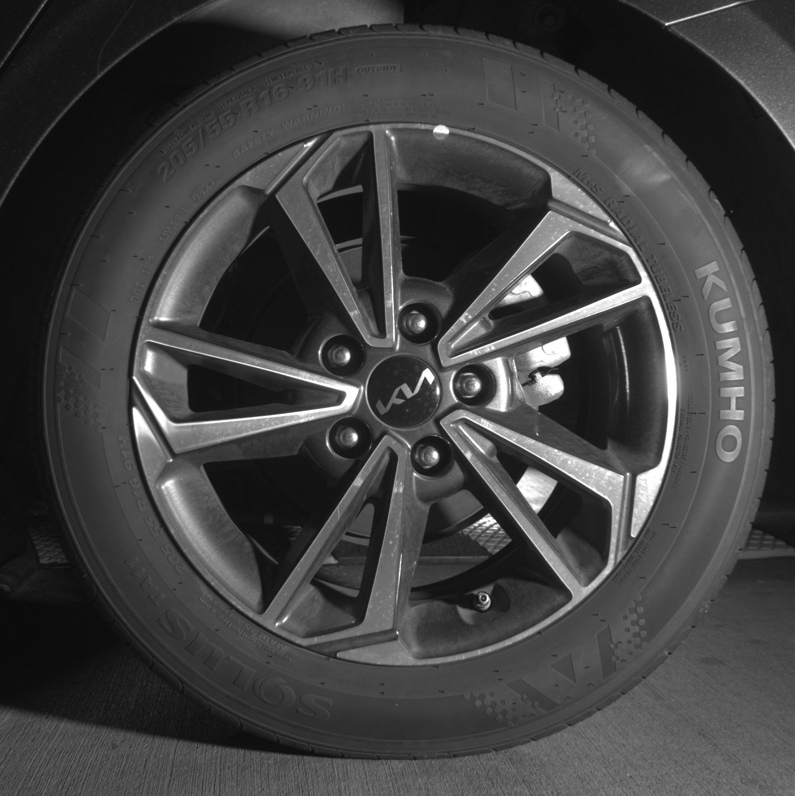 Thumbnail: 2024 Kia Forte - 11