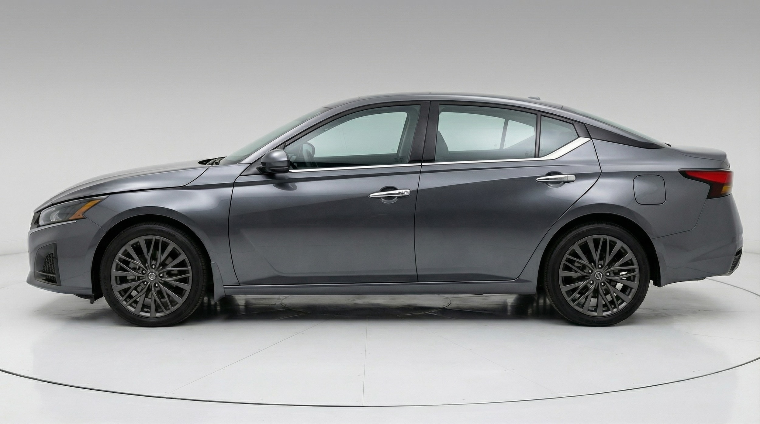 Thumbnail: 2025 Nissan Altima - 4