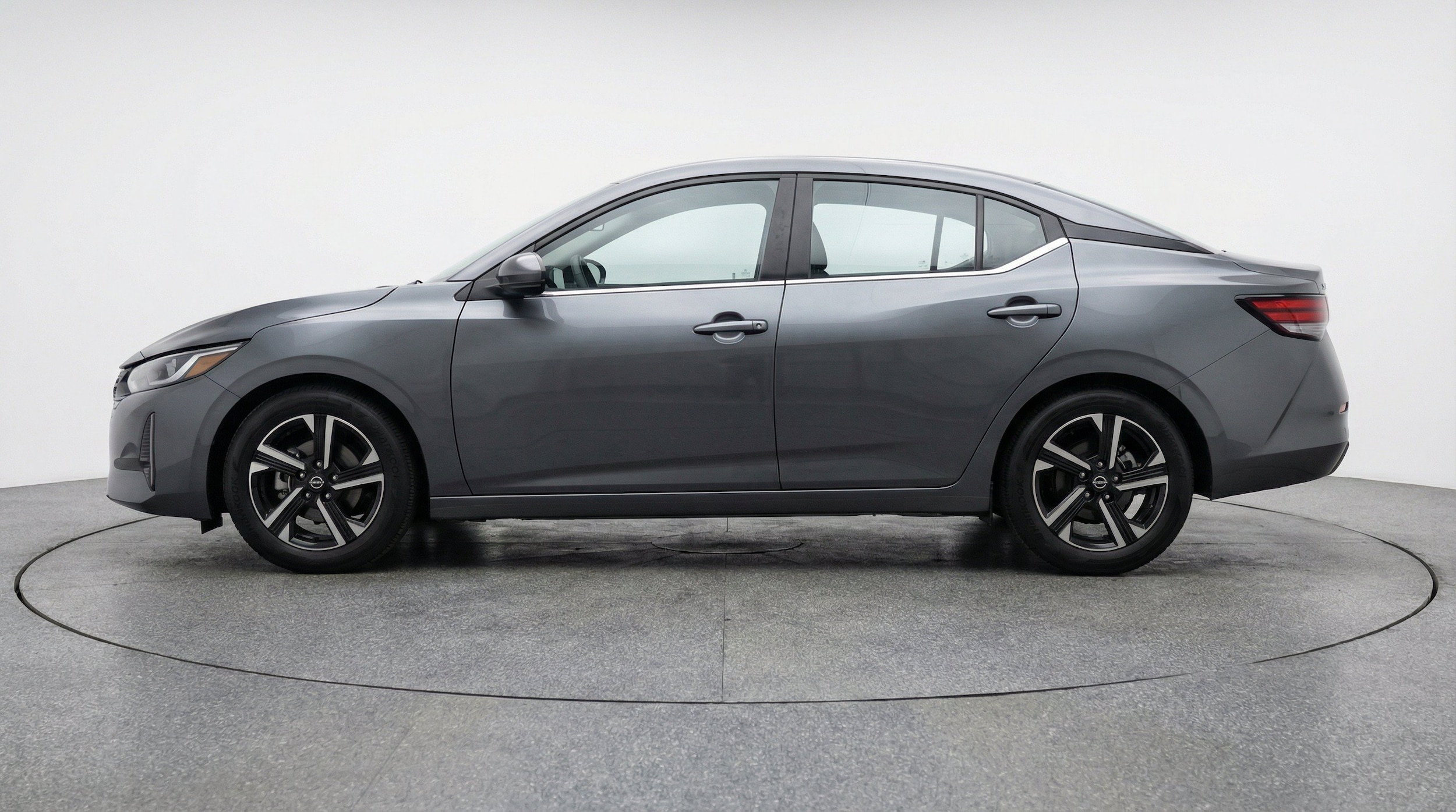 Thumbnail: 2025 Nissan Sentra - 5