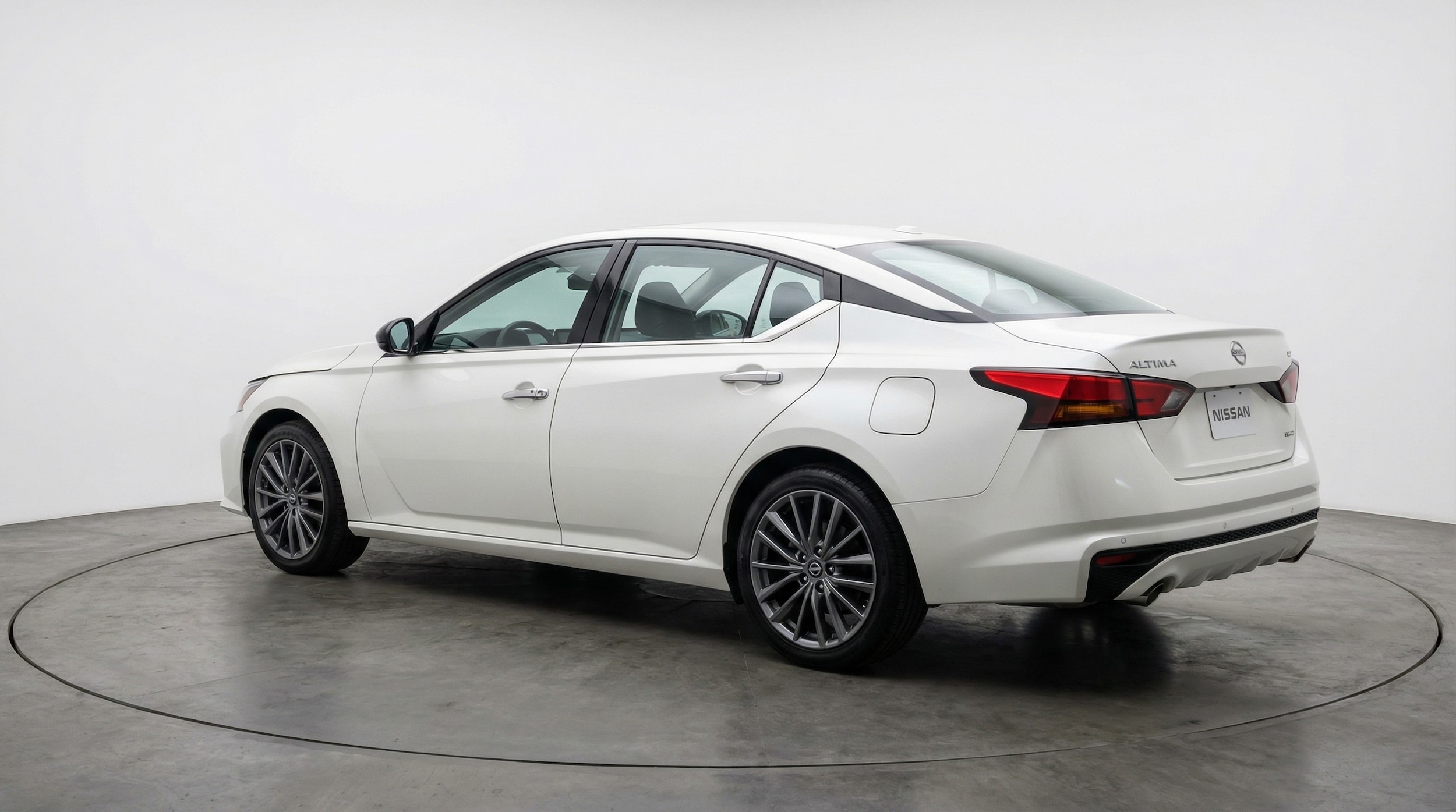 Thumbnail: 2025 Nissan Altima - 5