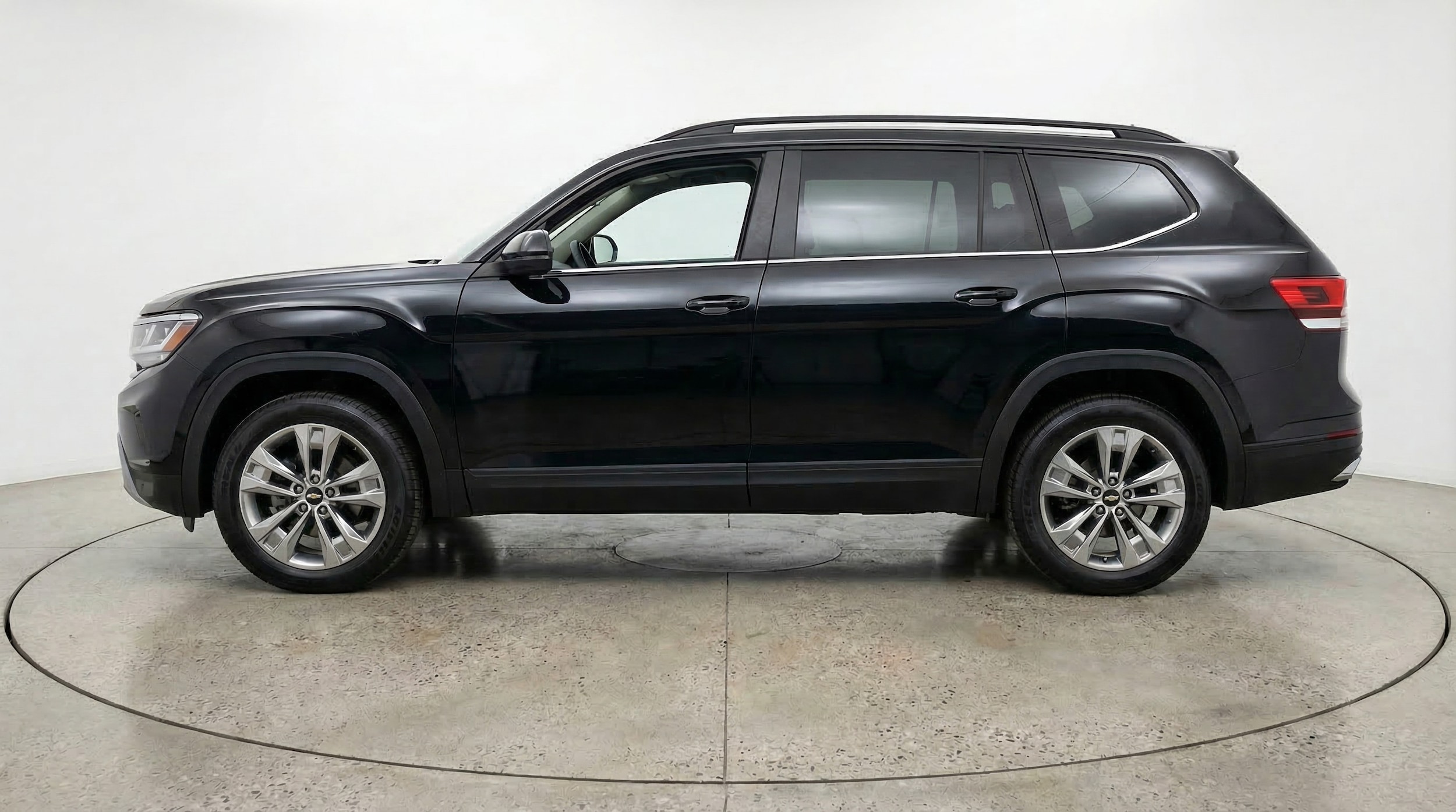 Thumbnail: 2025 Chevrolet Equinox - 4