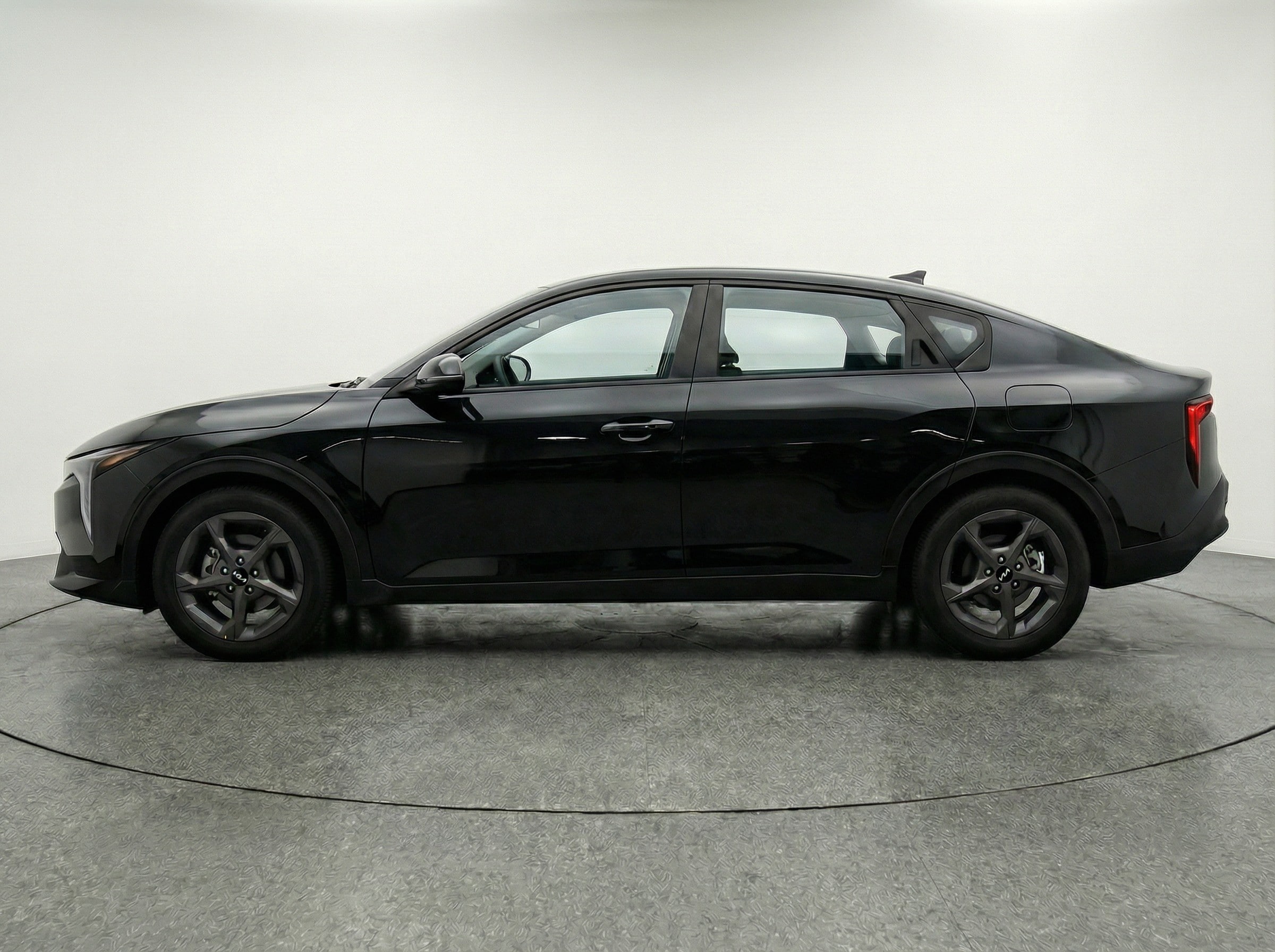 Thumbnail: 2025 Kia K4 - 4