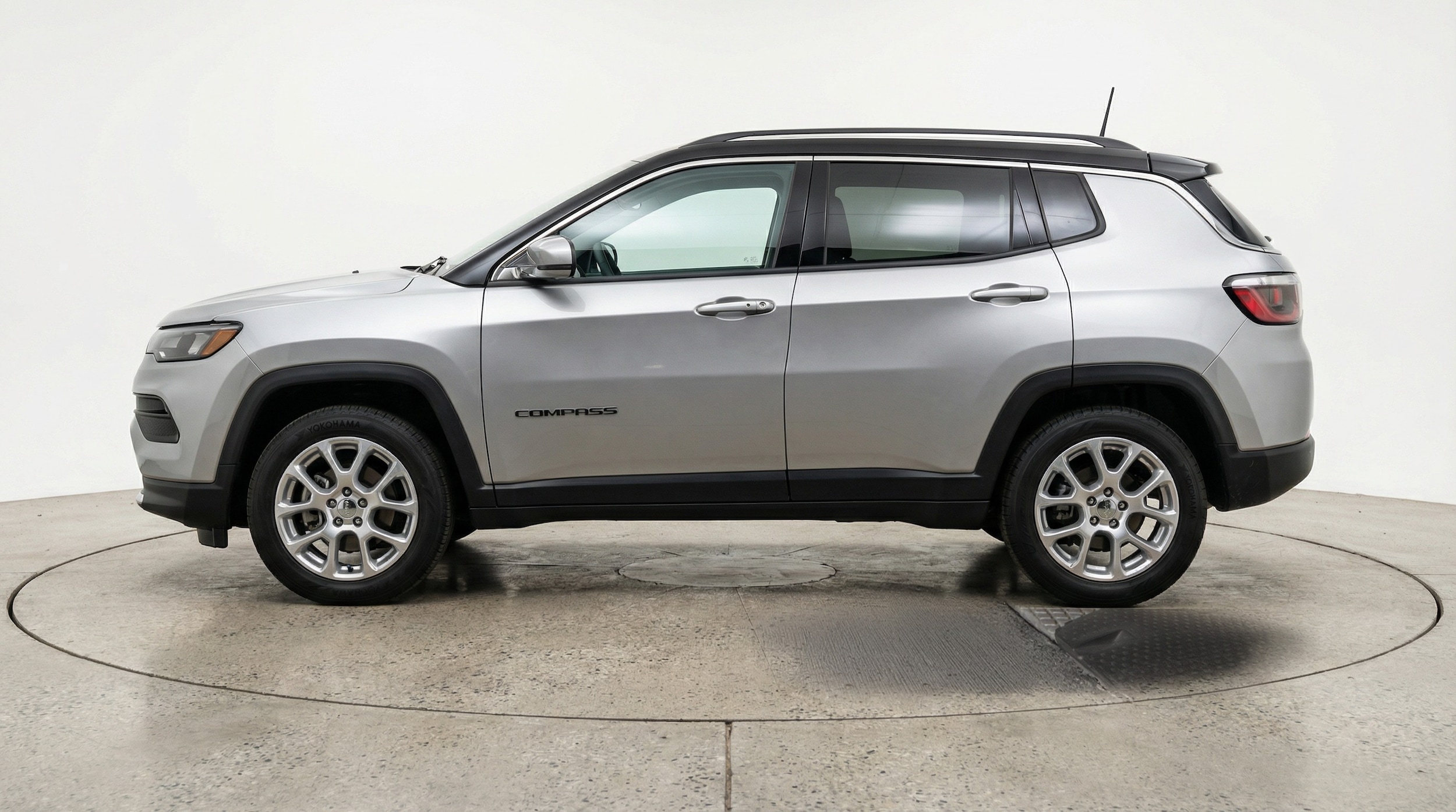 Thumbnail: 2025 Jeep Compass - 4
