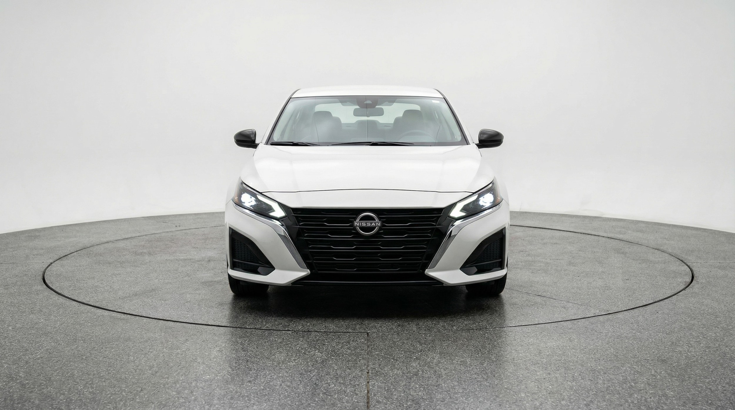 Thumbnail: 2025 Nissan Altima - 2