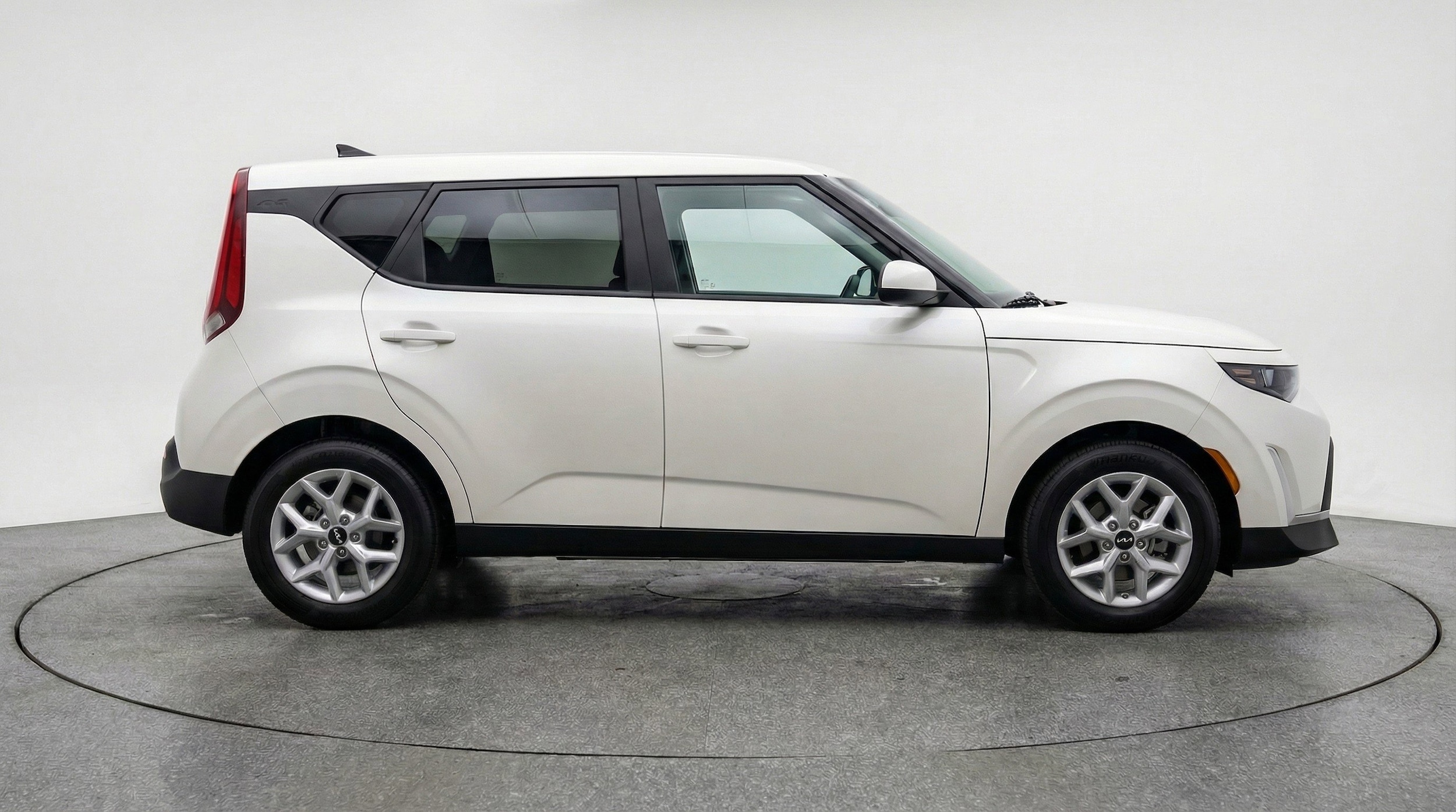 Thumbnail: 2025 Kia Soul - 11