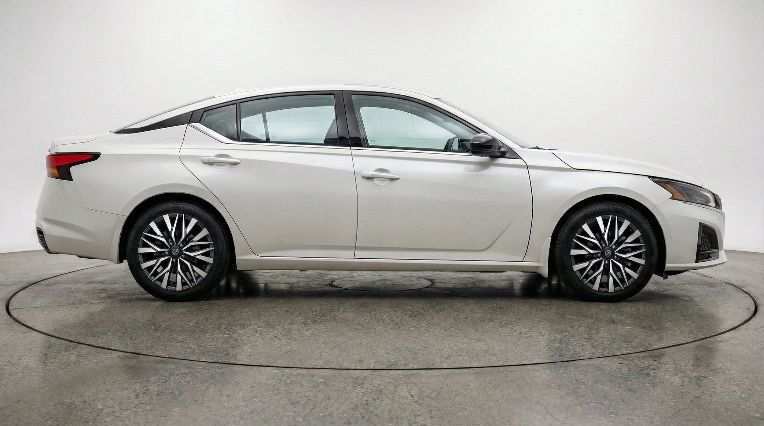 Thumbnail: 2025 Nissan Altima - 11