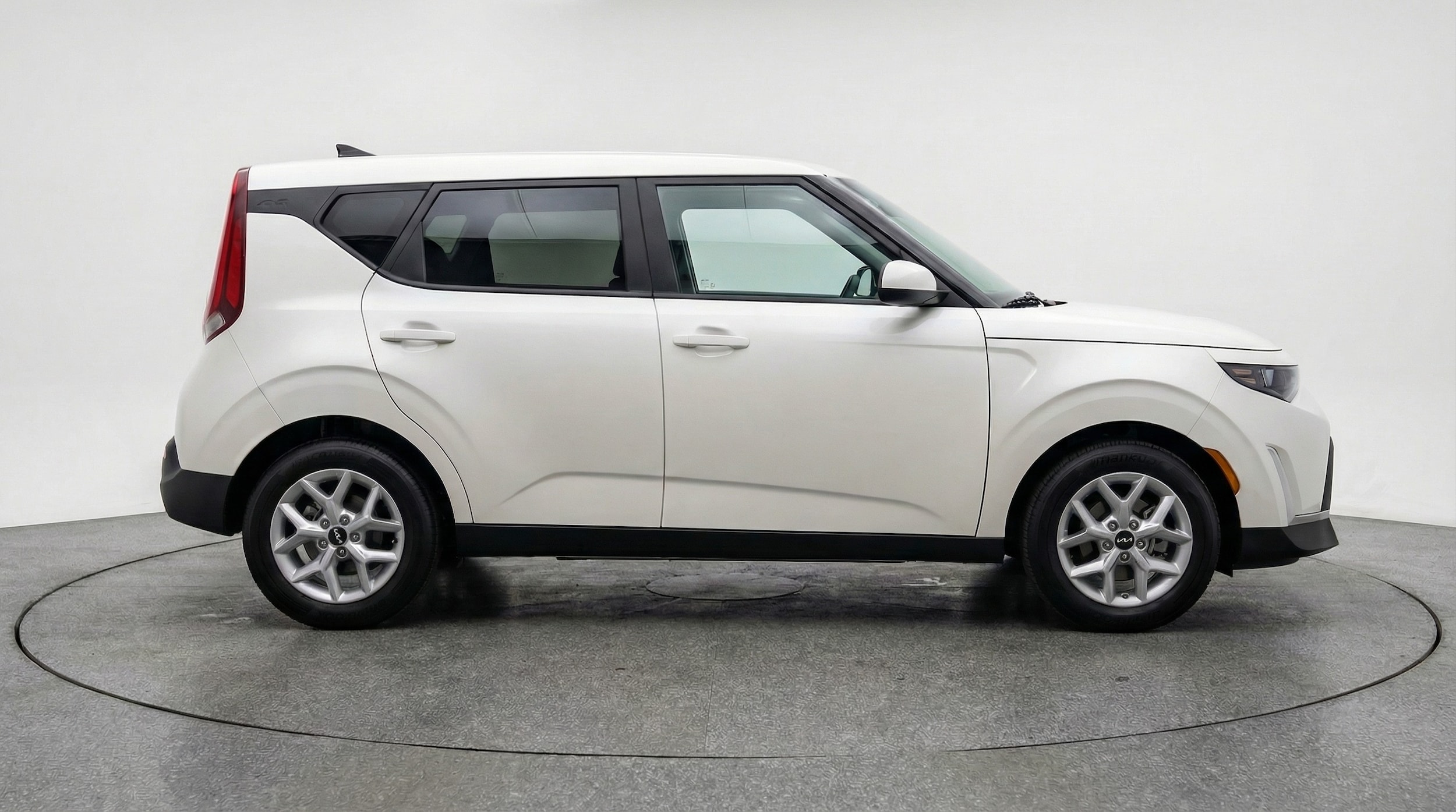 Thumbnail: 2025 Kia Soul - 8