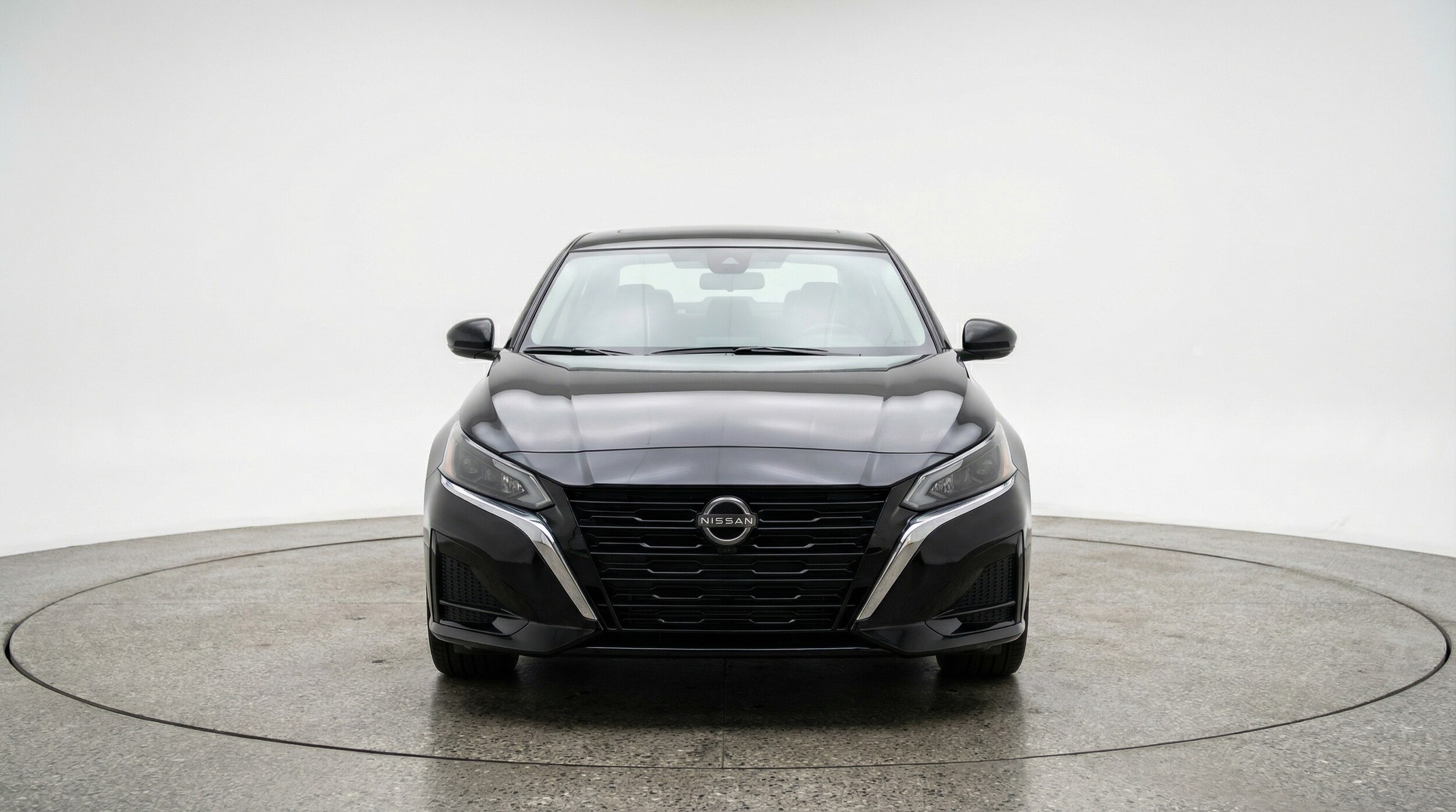 Thumbnail: 2025 Nissan Altima - 2