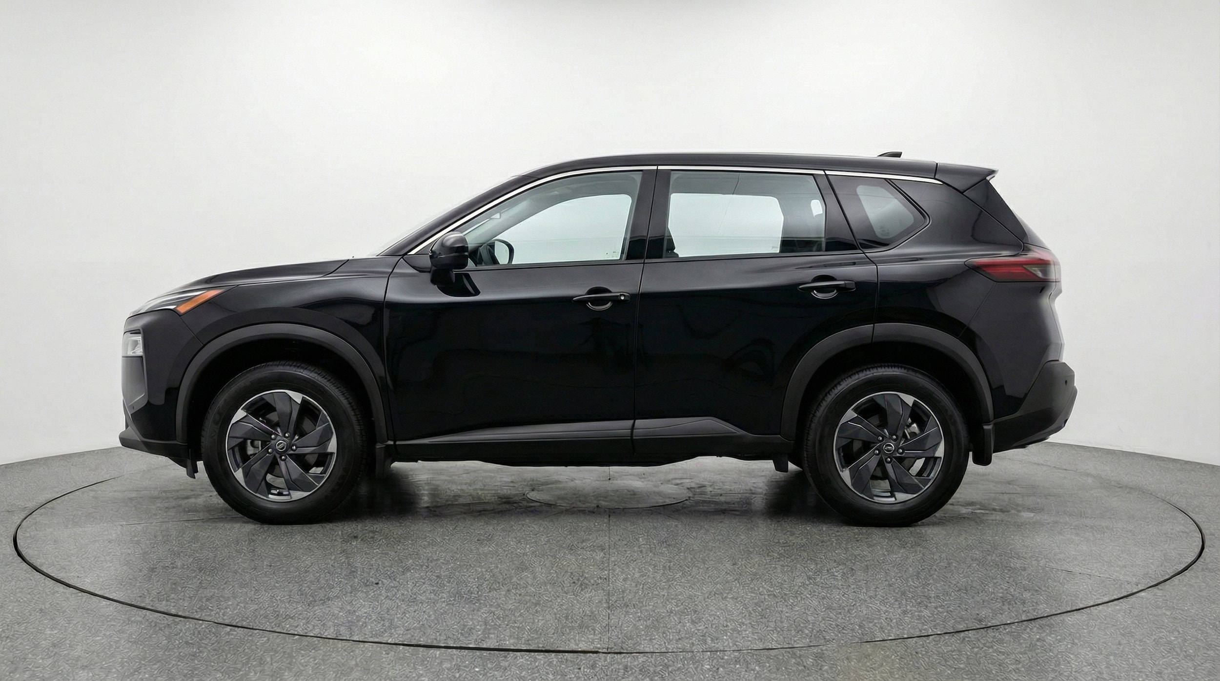 Thumbnail: 2025 Nissan Rogue - 4