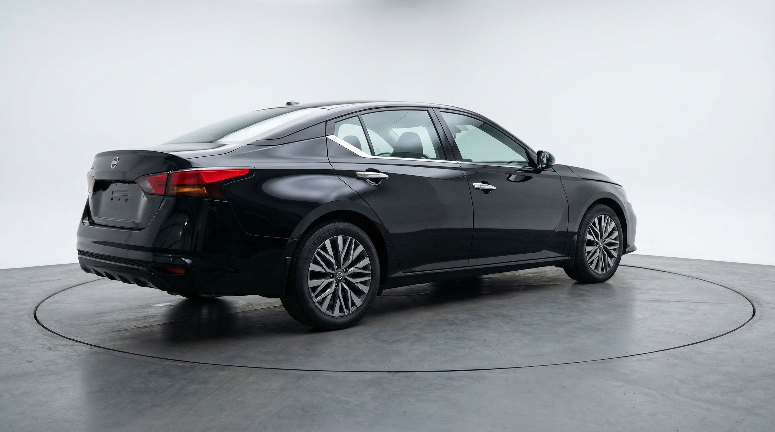 Thumbnail: 2025 Nissan Altima - 7