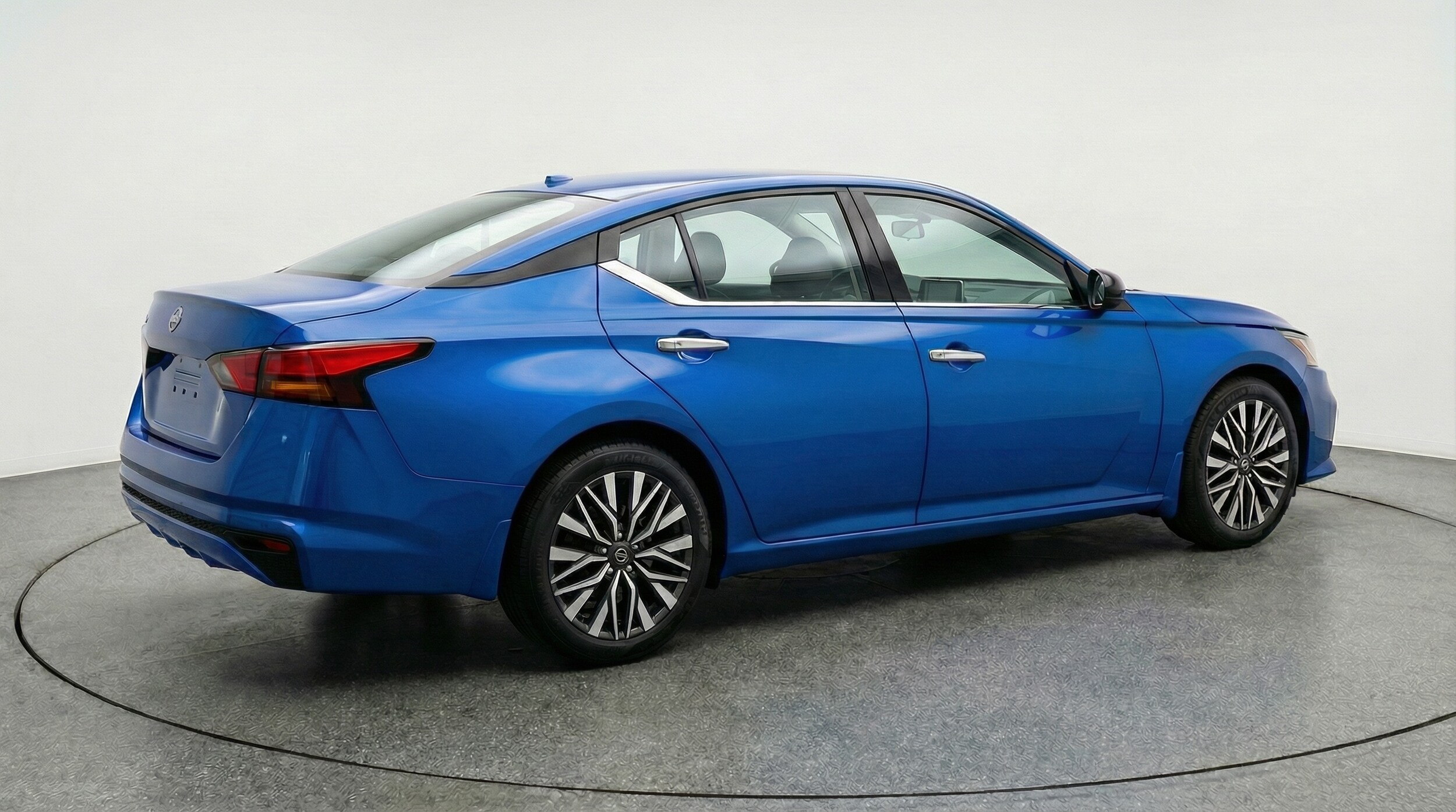 Thumbnail: 2025 Nissan Altima - 7