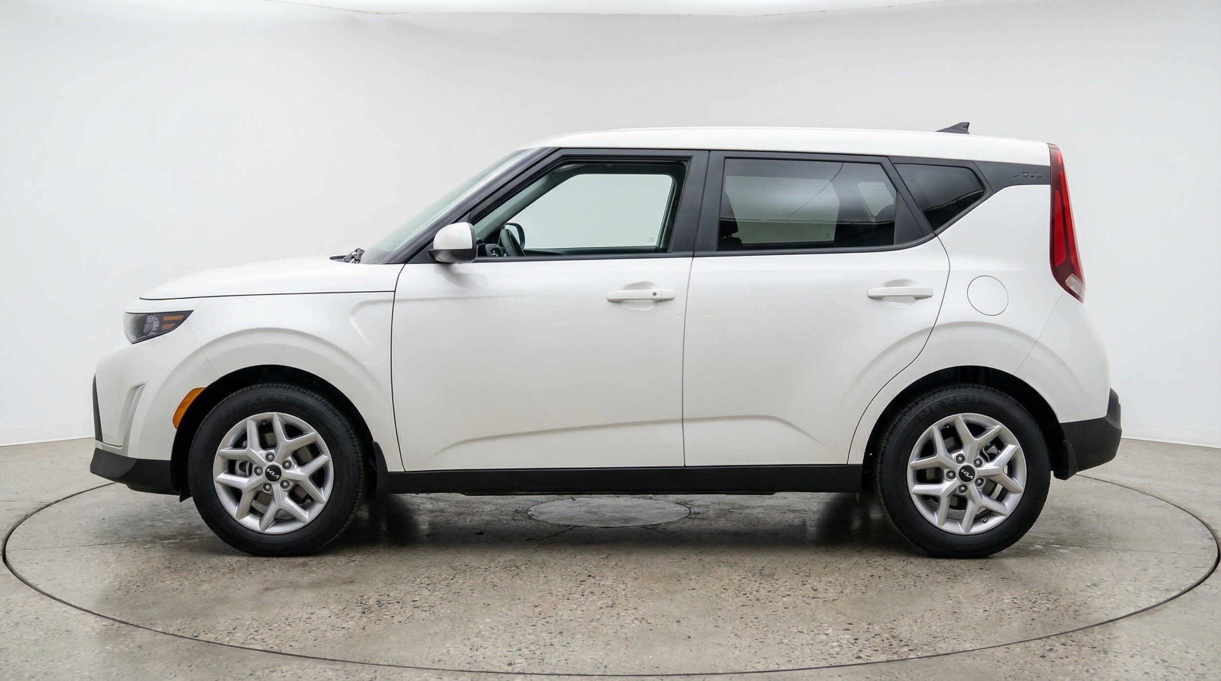 Thumbnail: 2025 Kia Soul - 4